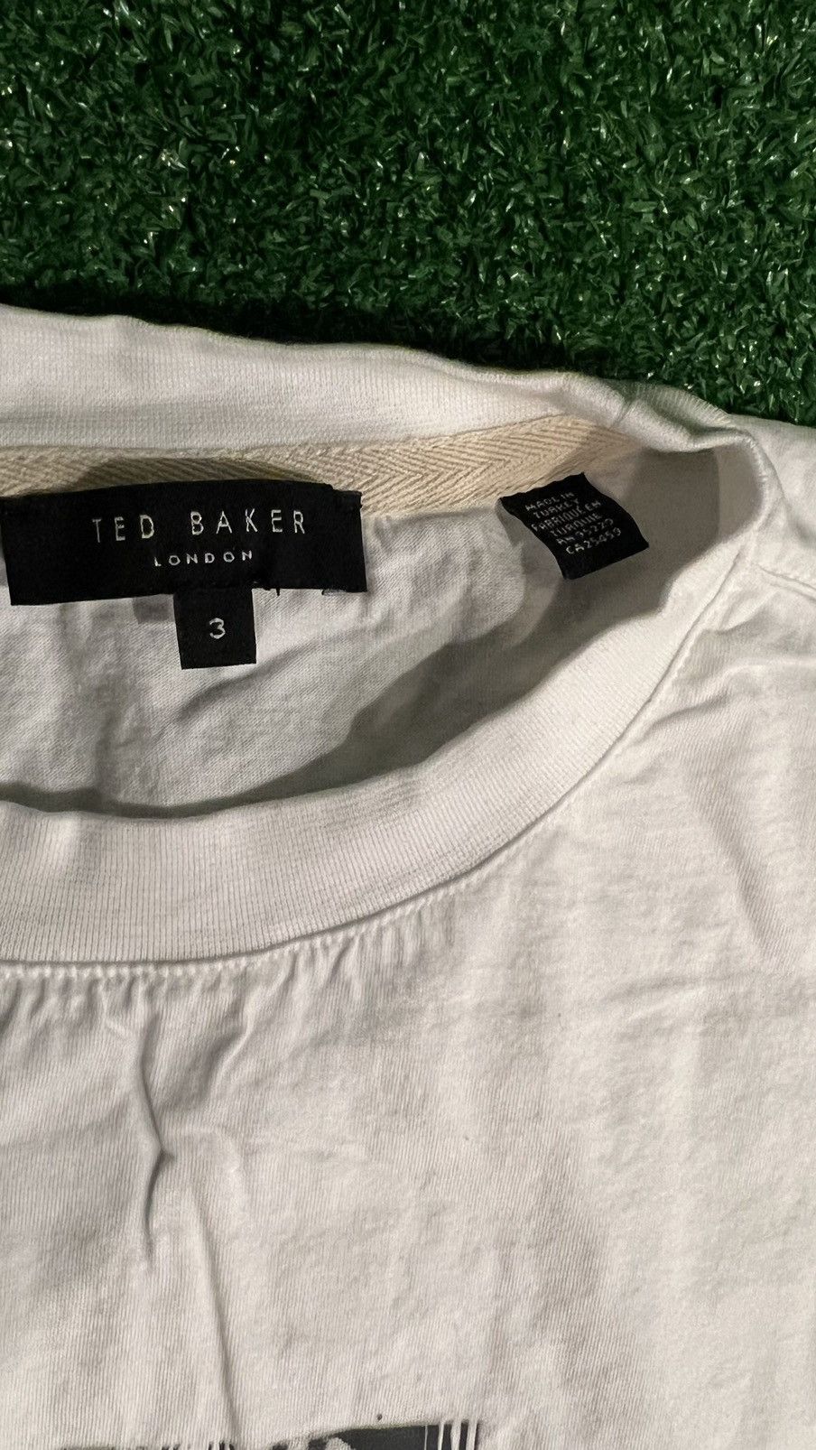 Ted Baker Ted Baker Graphic Design T-Shirt Size US M / EU 48-50 / 2 - 4 Thumbnail