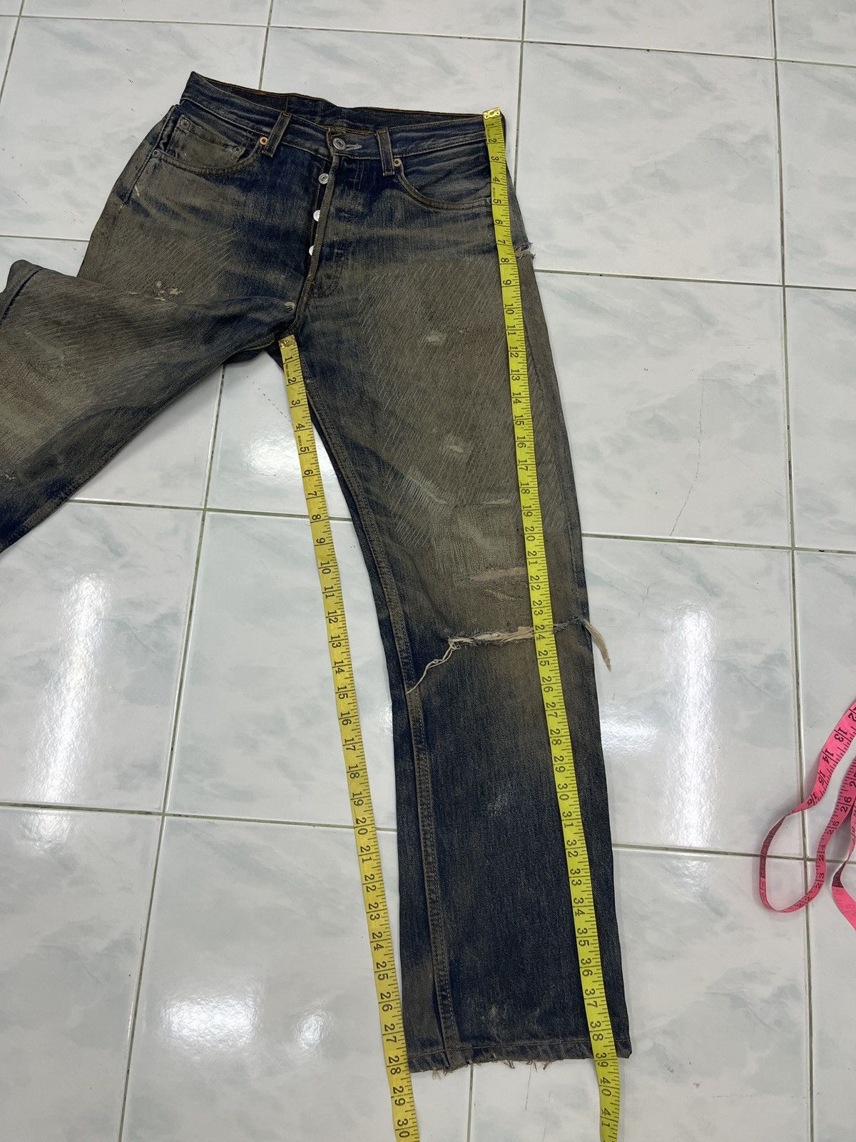 Levi's 🔥🔥🔥RARE VTG LEVIS DISTRESSED DENIM Size US 28 / EU 44 - 18 Thumbnail