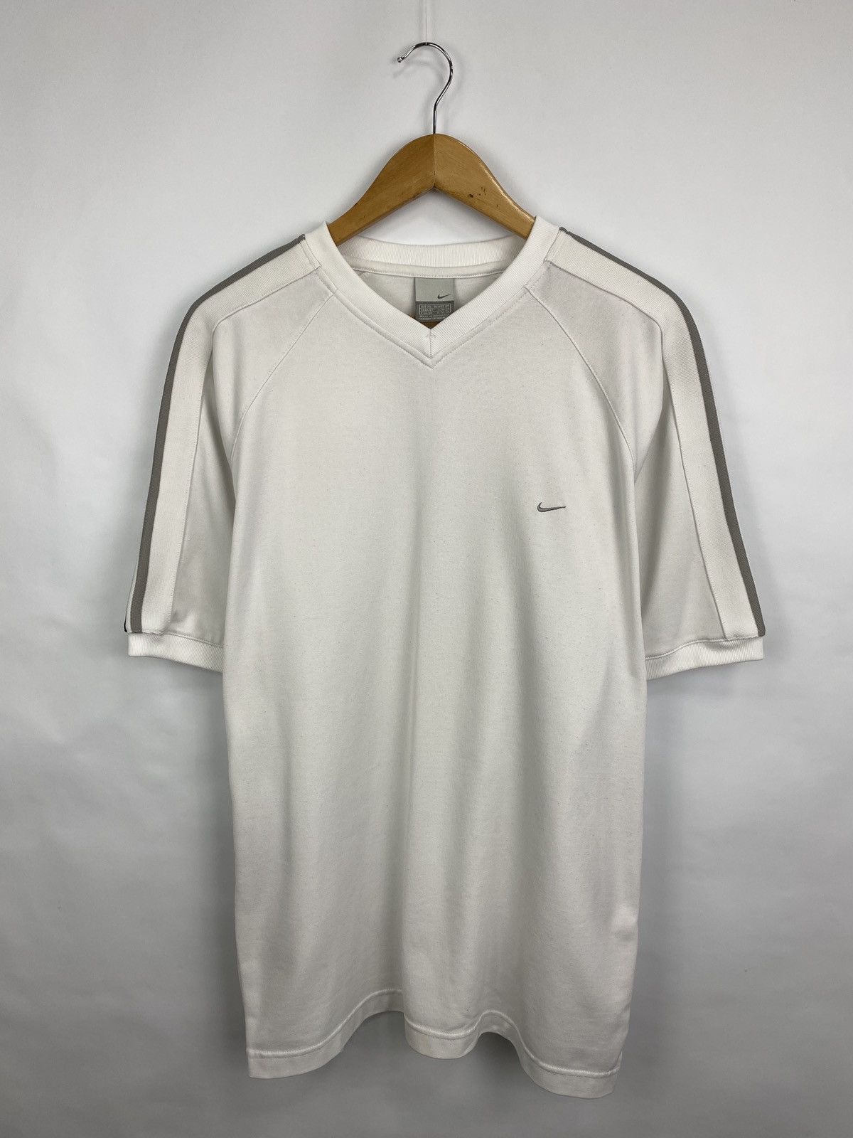 Nike 🇺🇸 Vintage 90s Nike Swoosh Y2K T-Shirt Rare Hype Retro Size US XL / EU 56 / 4 - 3 Thumbnail