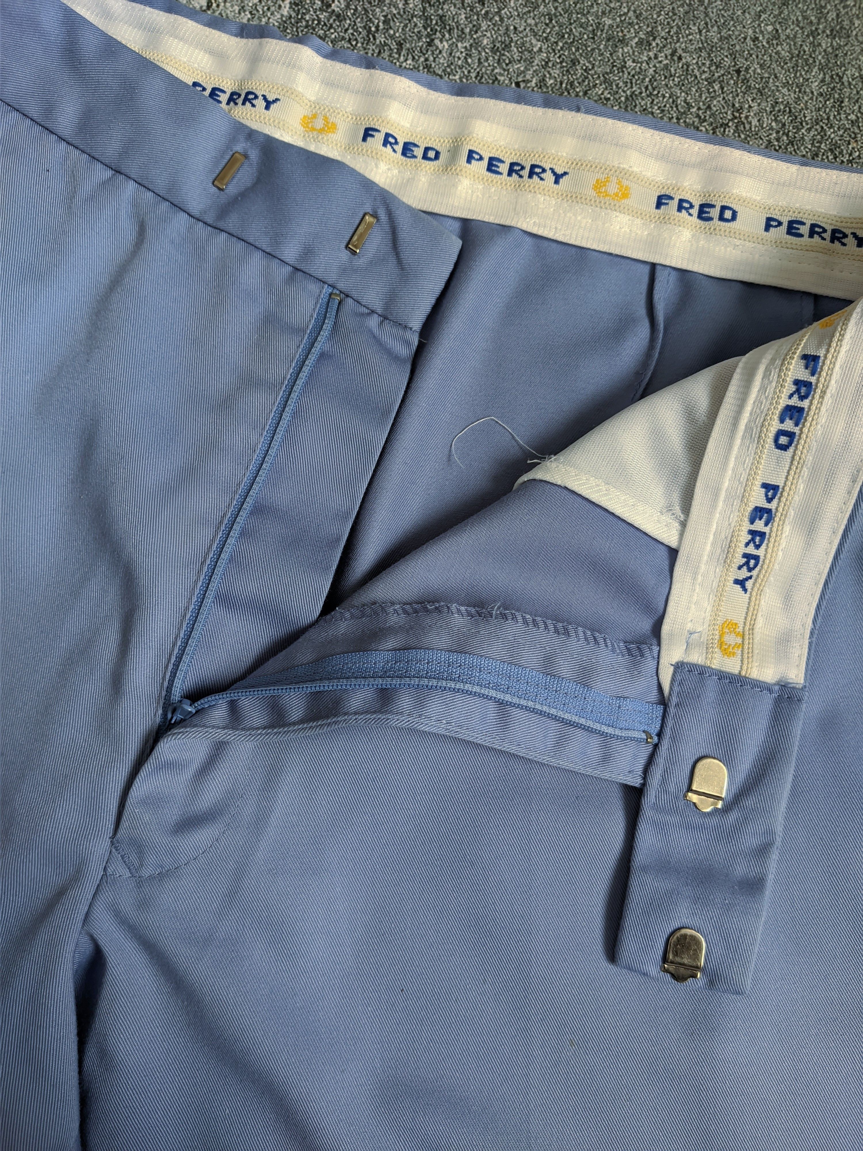 Fred Perry Vintage Fred Perry shorts chino 90s Size US 34 / EU 50 - 4 Thumbnail
