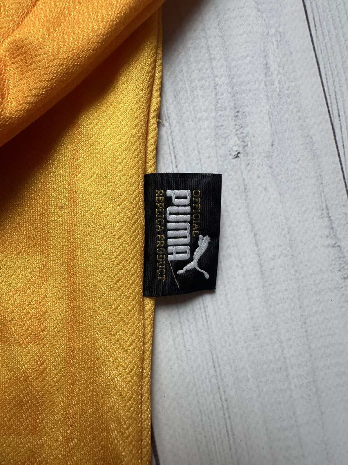 Puma × Vintage Vintage puma sheffield Wednesday United goalkeeper Jersey L Size US L / EU 52-54 / 3 - 13 Thumbnail