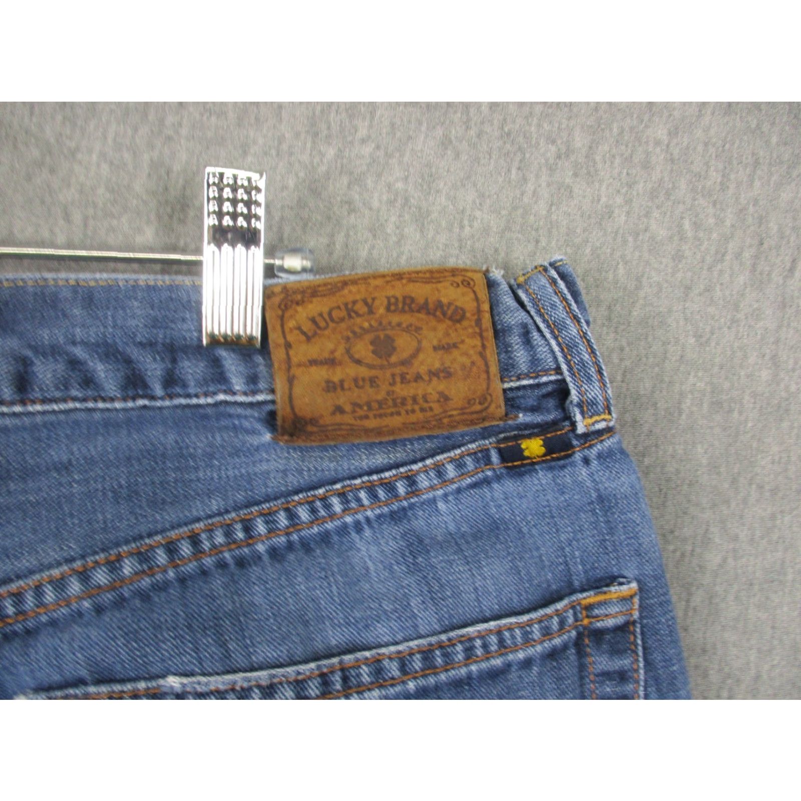 Lucky Brand Lucky Brand Jeans 481 Relaxed Straight 34x27 Blue Denim 5-Pocket Mens Jeans Size US 34 / EU 50 - 6 Thumbnail