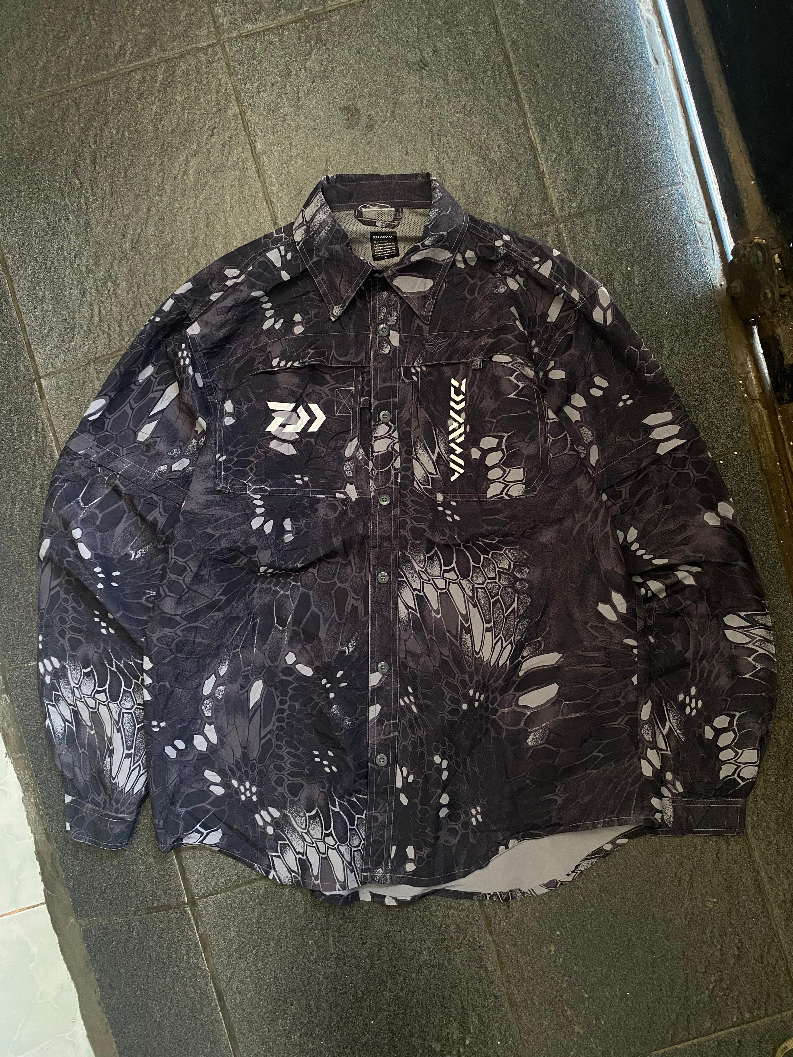 DAIWA PIER39 ACCEPT OFFER 💥 Daiwa Pier39 Fishing Shirt Size US L / EU 52-54 / 3 - 1 Thumbnail