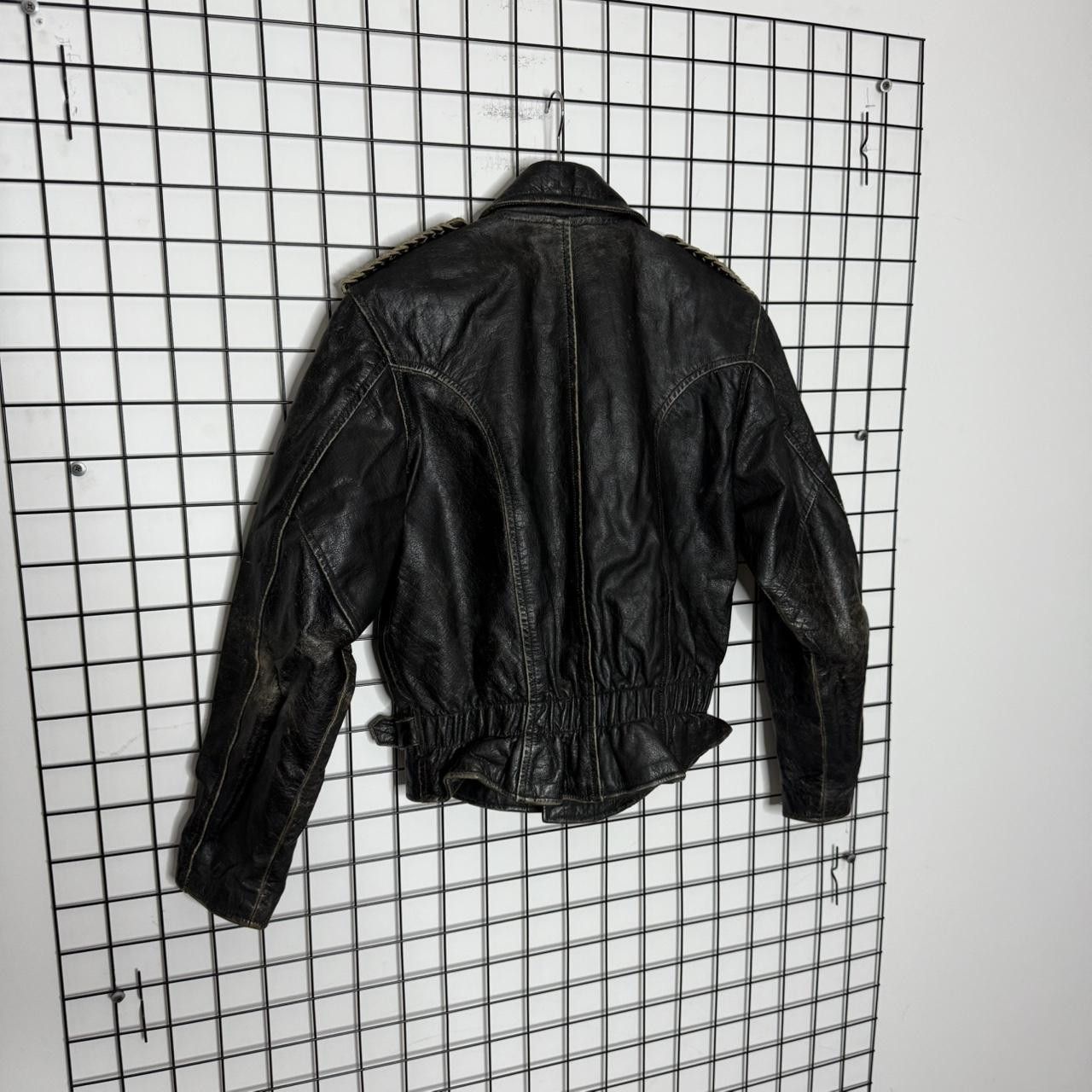 Vintage Vintage Biker Jacket Black Real Leather Faded Size US M / EU 48-50 / 2 - 3 Thumbnail