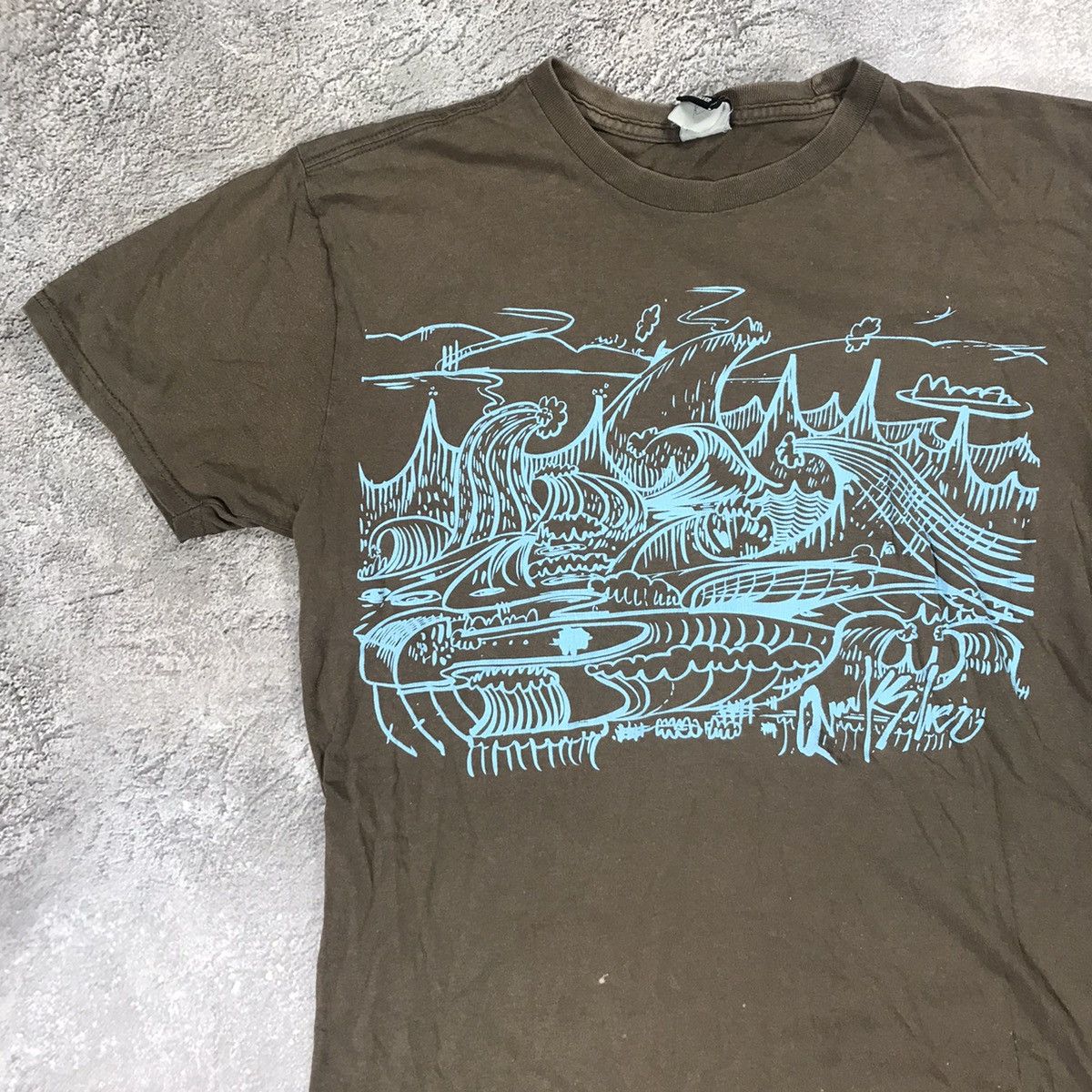 Vintage Vintage Y2K Quicksilver Sun Faded Graphic Tee Streetwear M Size US M / EU 48-50 / 2 - 3 Thumbnail