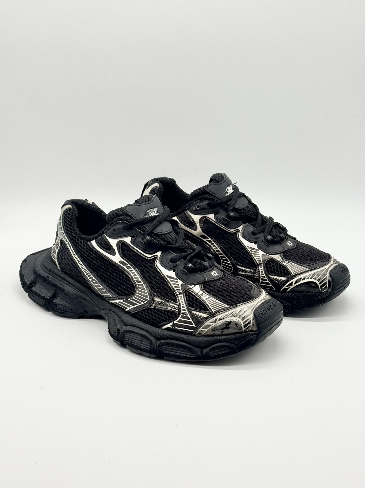 Balenciaga Size 9 - Balenciaga 3XL Sneaker Worn-Out - Black Size US 9 / EU 42 - 1 Thumbnail