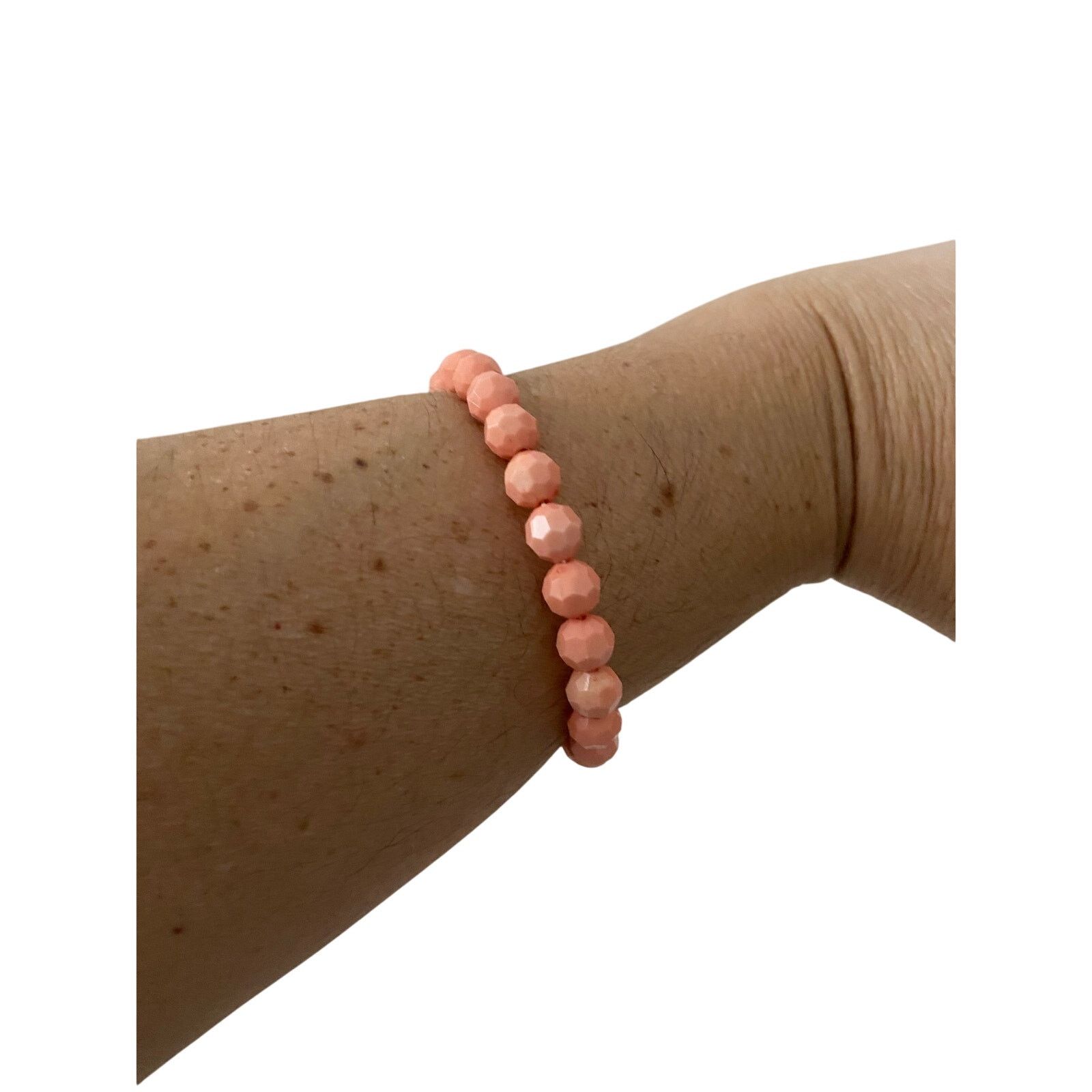 Handmade peach beaded bangle bracelet Size ONE SIZE - 1 Thumbnail