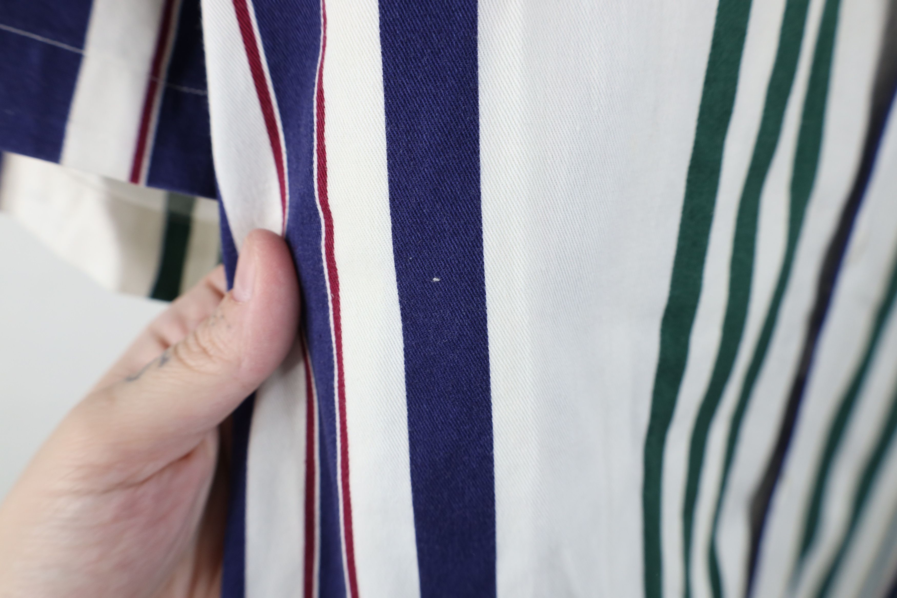 Vintage Vintage 90s Streetwear Block Short Sleeve Button Down Shirt Size US XL / EU 56 / 4 - 6 Thumbnail