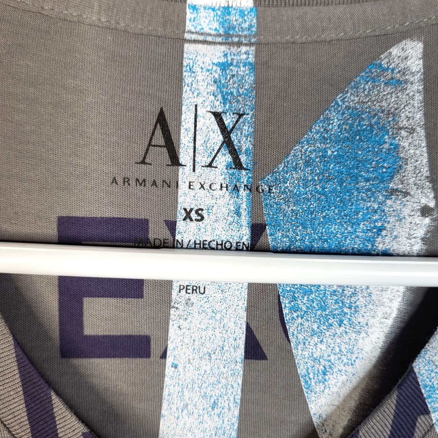 Armani Exchange ARMANI EXCHANGE XS Women's V-Neck Short Sleeve T-Shirt Gray Graphic Number Printed Slim Pullover Tee Shirt Men/Women (Women) Size XS / US 0-2 / IT 36-38 - 4 Thumbnail