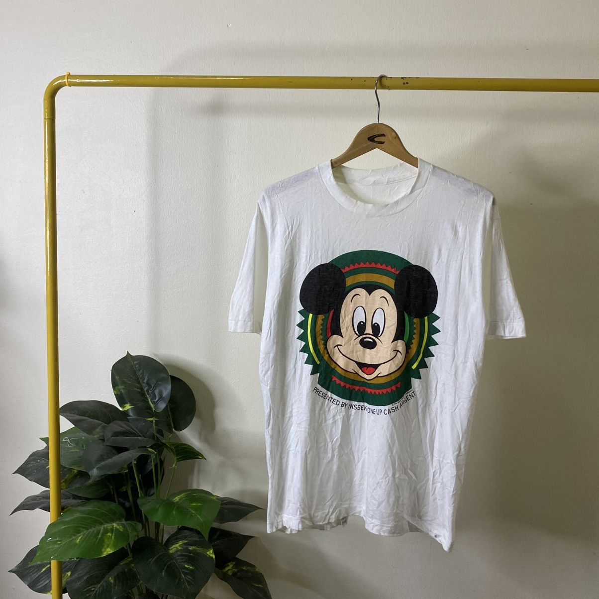 Mickey Mouse 1990s The Walt Disney Company Mickey Mouse T Shirt Size US M / EU 48-50 / 2 - 1 Thumbnail