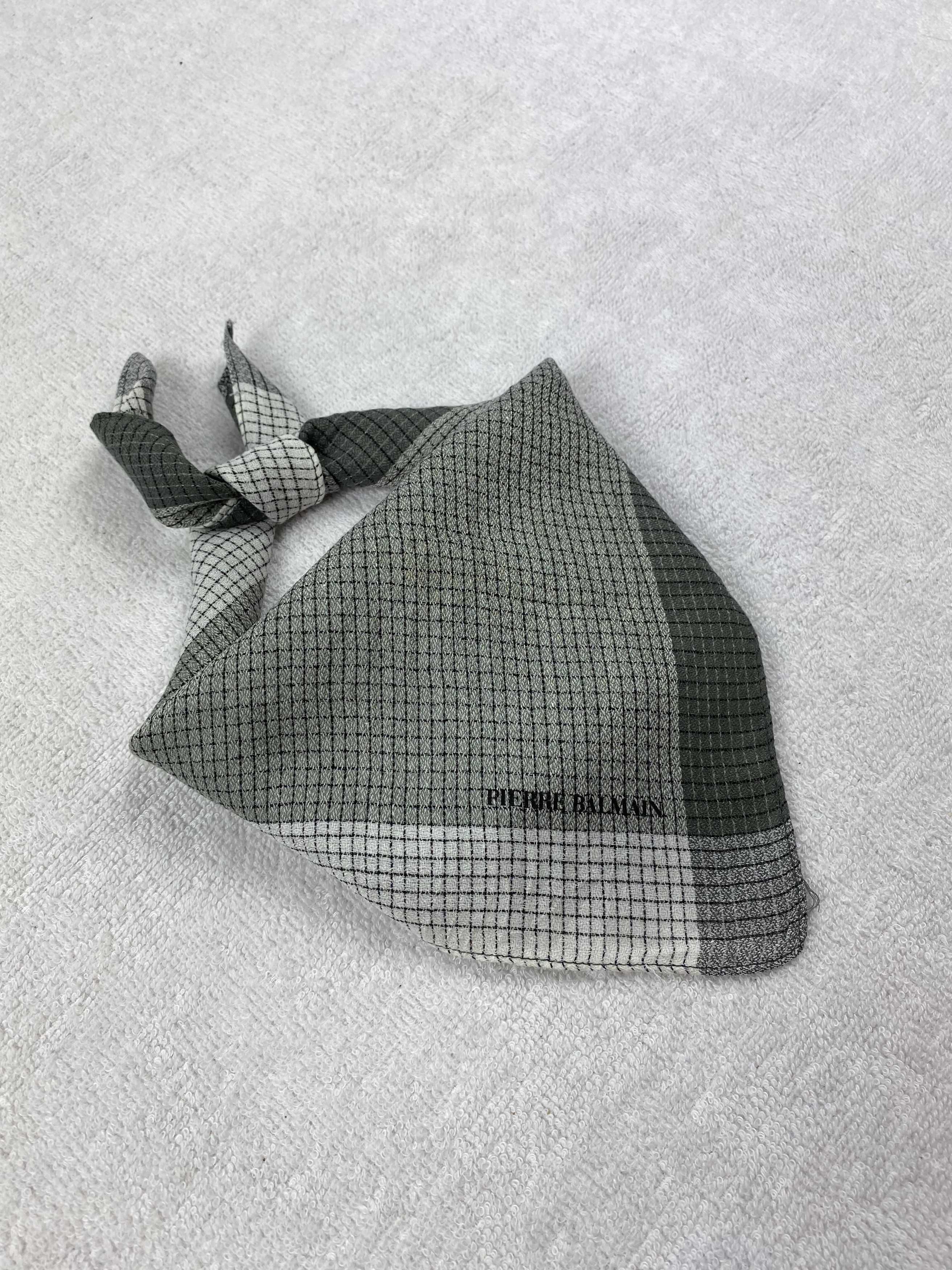 Pierre Balmain × Vintage Pierre Balmain Handkerchief / Bandana / Neckerchief Size ONE SIZE - 2 Thumbnail