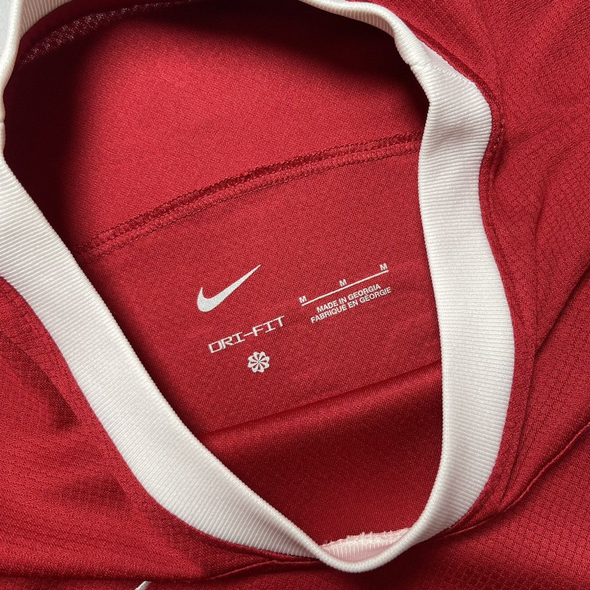 Vintage LIVERPOOL NIKE 2023/2024 FOOTBALL HOME JERSEY #11 SALAH Size US M / EU 48-50 / 2 - 6 Thumbnail