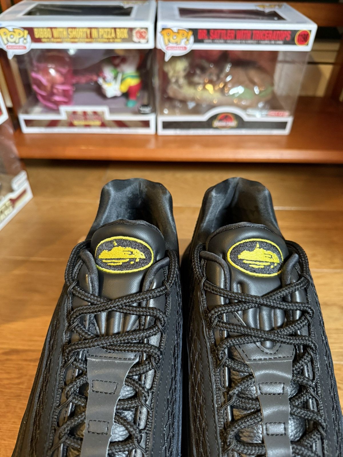 Corteiz × Nike Corteiz Nike Air Max 95 “Honey Blacks” Size US 11 / EU 44 - 4 Thumbnail