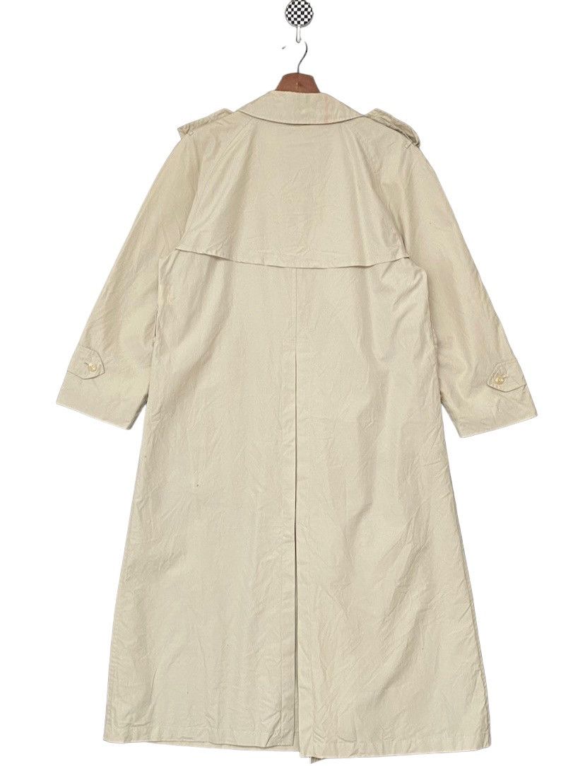 Burberry × Designer × Vintage Vintage Brand Burberry plain trench coat 1990s Size US L / EU 52-54 / 3 - 2 Thumbnail