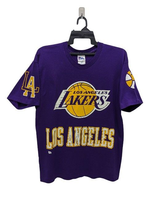 NBA Vintage L.A. Lakers X Pro Player X Nba Tshirt Size US L / EU 52-54 / 3 - 1 Thumbnail