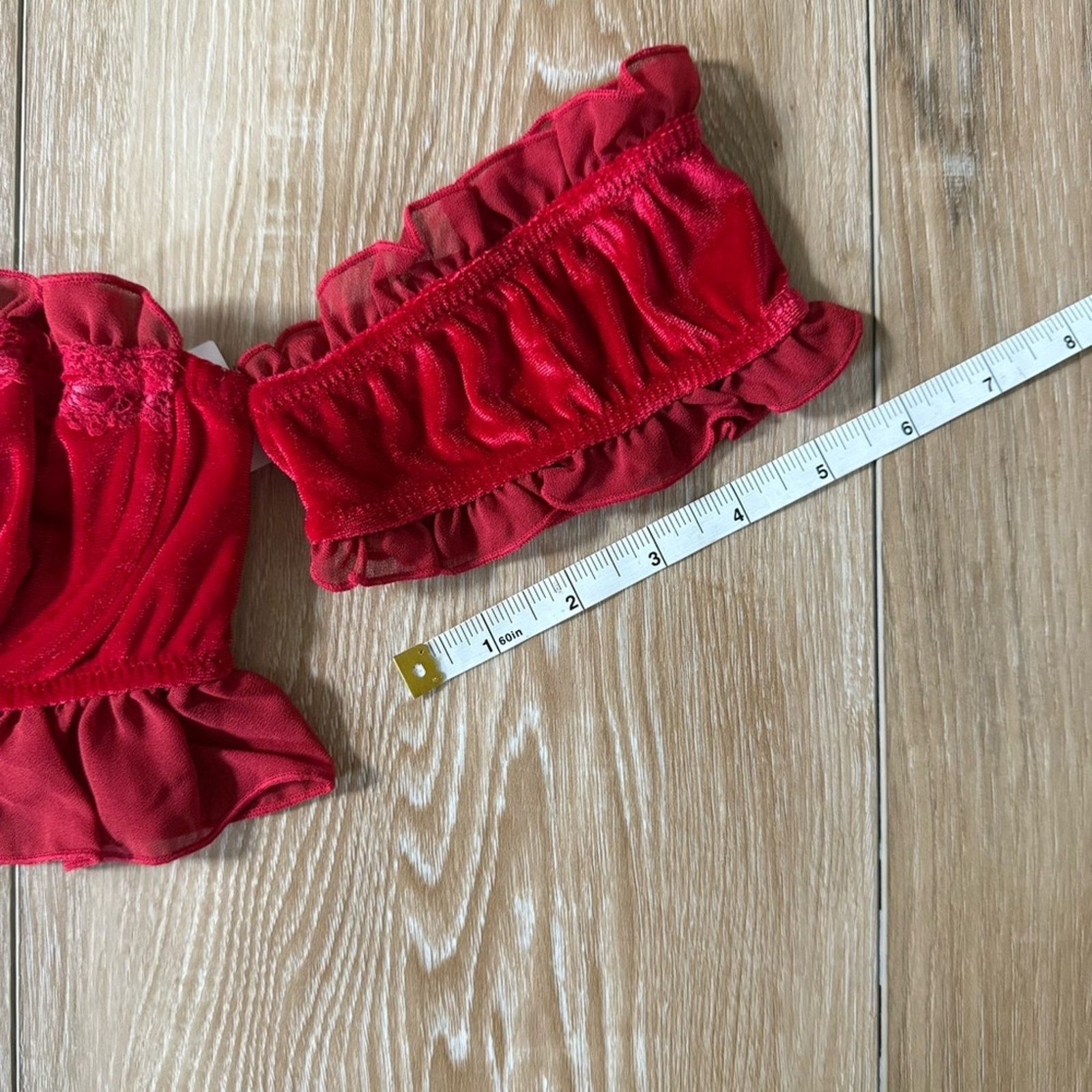 Urban Outfitters Urban Outfitters Out From Under Velvet & Ruffle Bra Top M Size M / US 6-8 / IT 42-44 - 12 Thumbnail