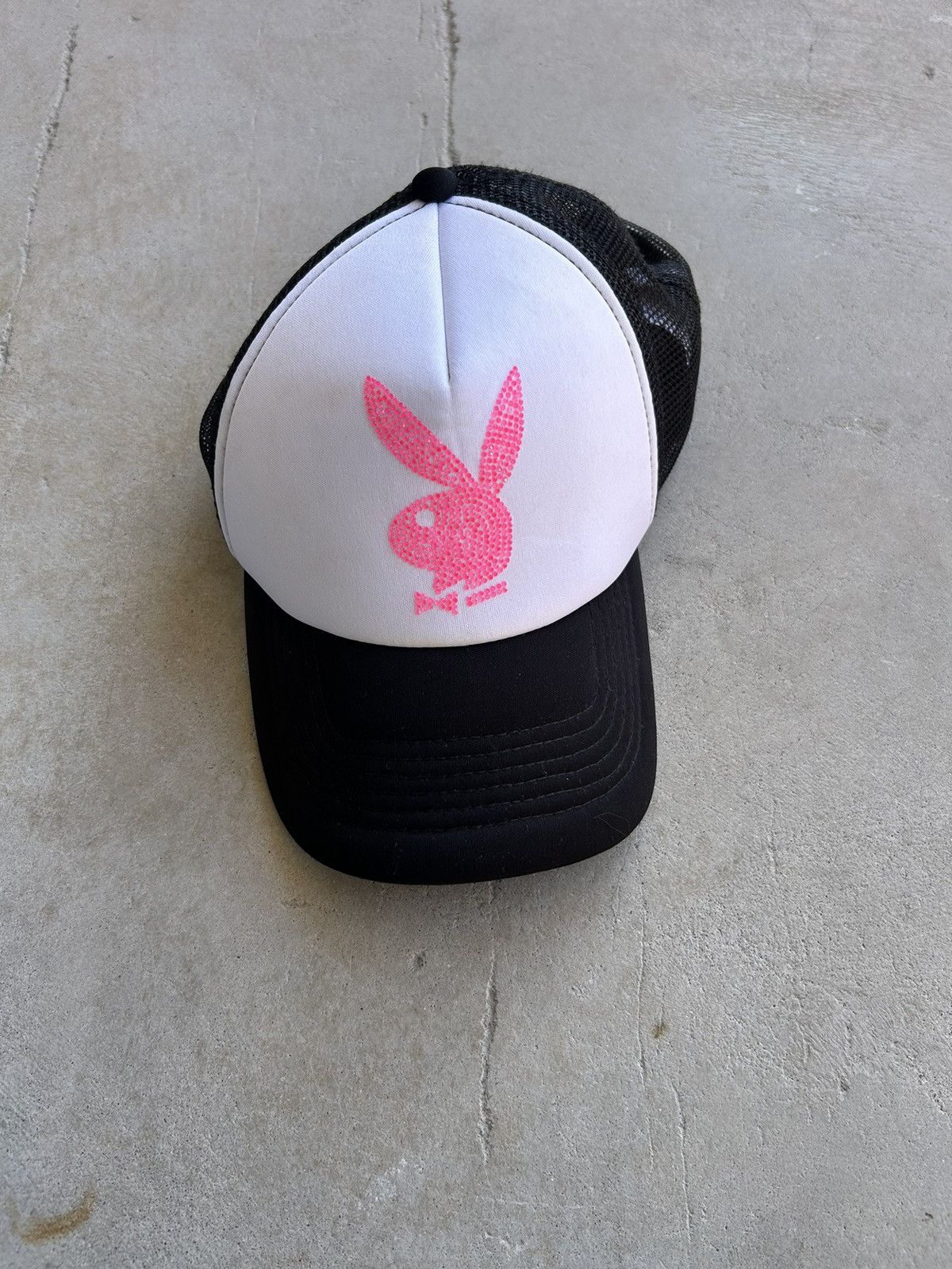 Playboy × Vintage Playboy Snapback White Hat w pink Rhinestones Bunny Size ONE SIZE - 1 Thumbnail