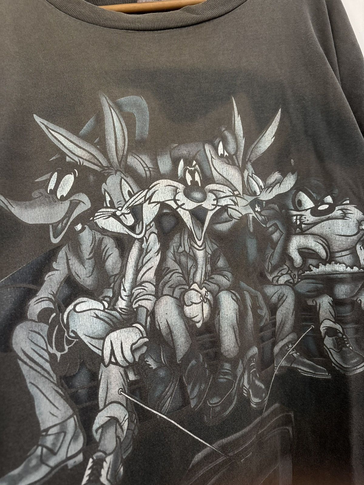 Vintage 1996 VINTAGE LOONEY TUNES MOVIE NIGHT TSHIRT Size US XL / EU 56 / 4 - 8 Thumbnail