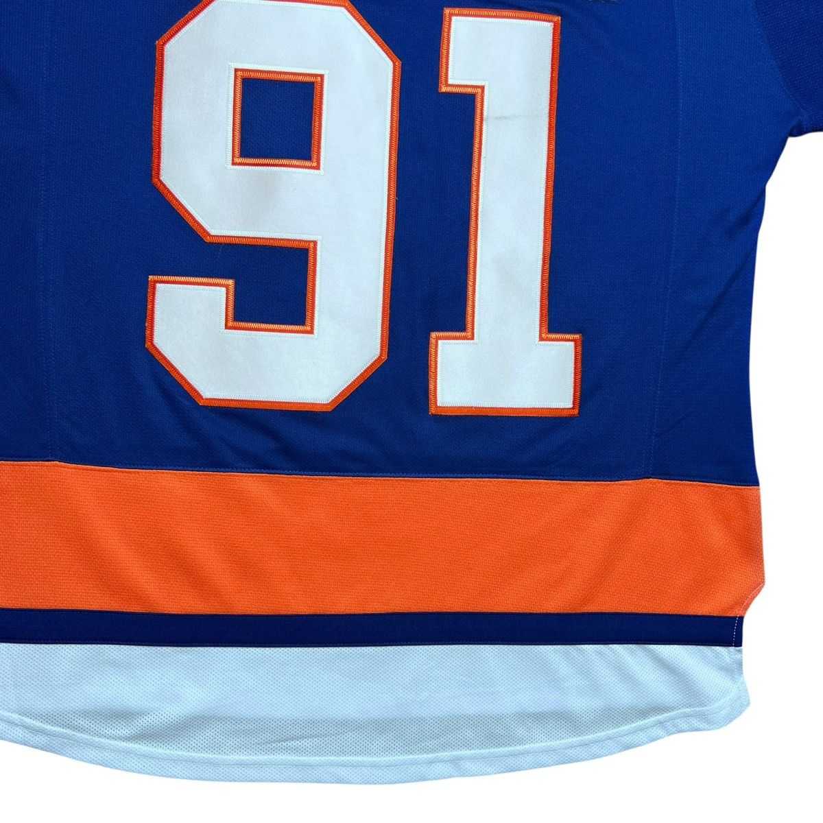 Reebok New York Islanders Tavares Inaugural Season Reebok Jersey Size US L / EU 52-54 / 3 - 12 Thumbnail