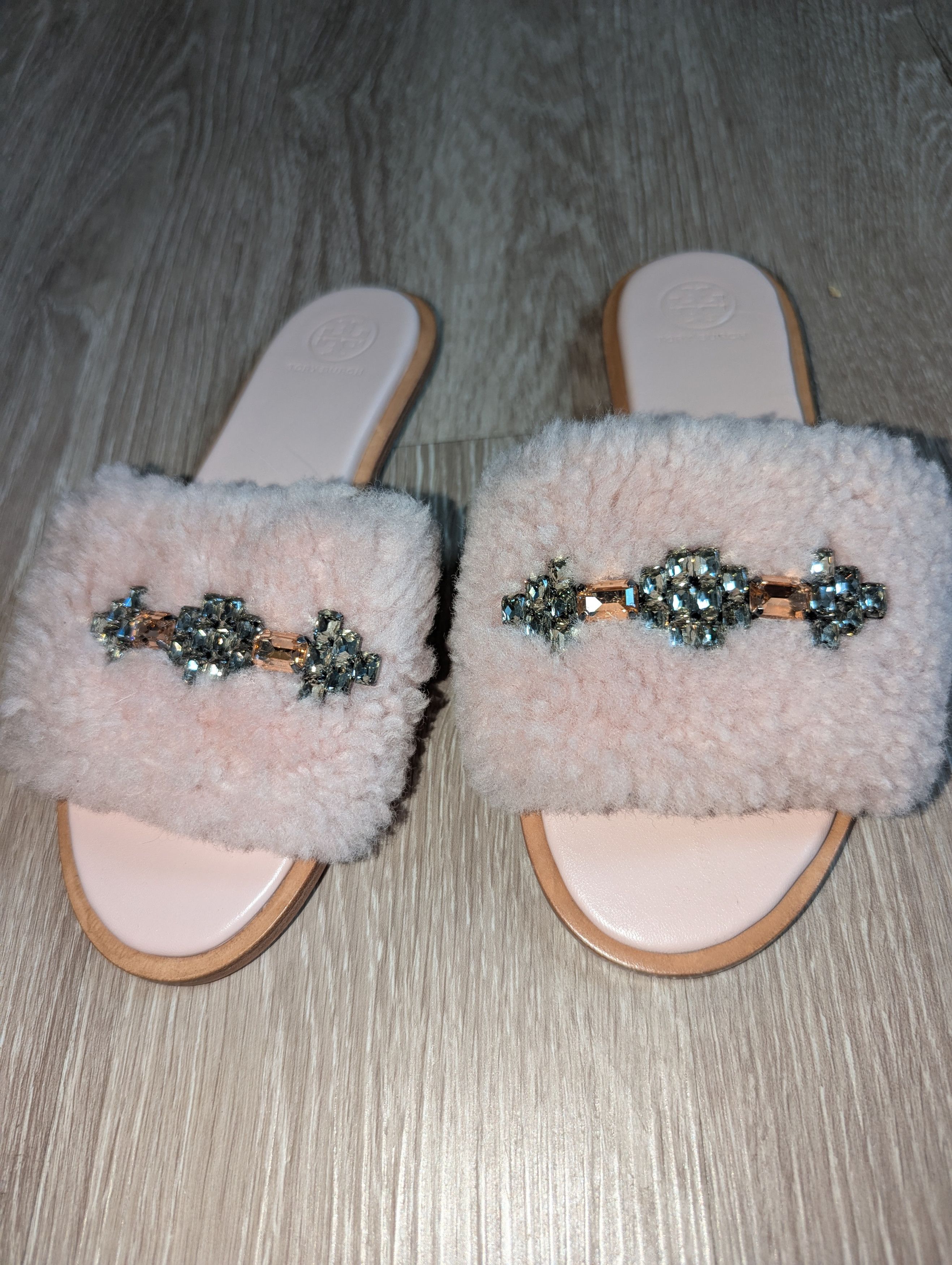 Tory Burch Item is a beautiful pink color no flaws Size US 7 / IT 37 - 5 Thumbnail