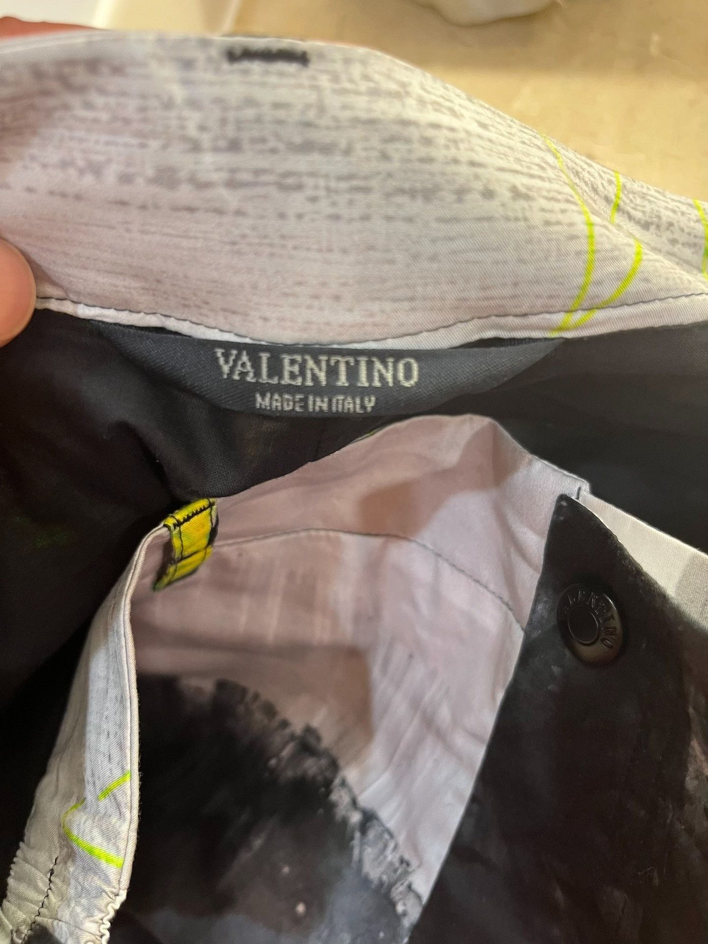 Valentino Valentino Limited Tropical Print Shorts Size US 30 / EU 46 - 6 Thumbnail