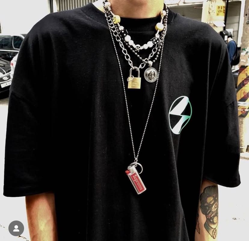 The Salvages SS19 reflective logo OS tshirt Size US XL / EU 56 / 4 - 4 Thumbnail