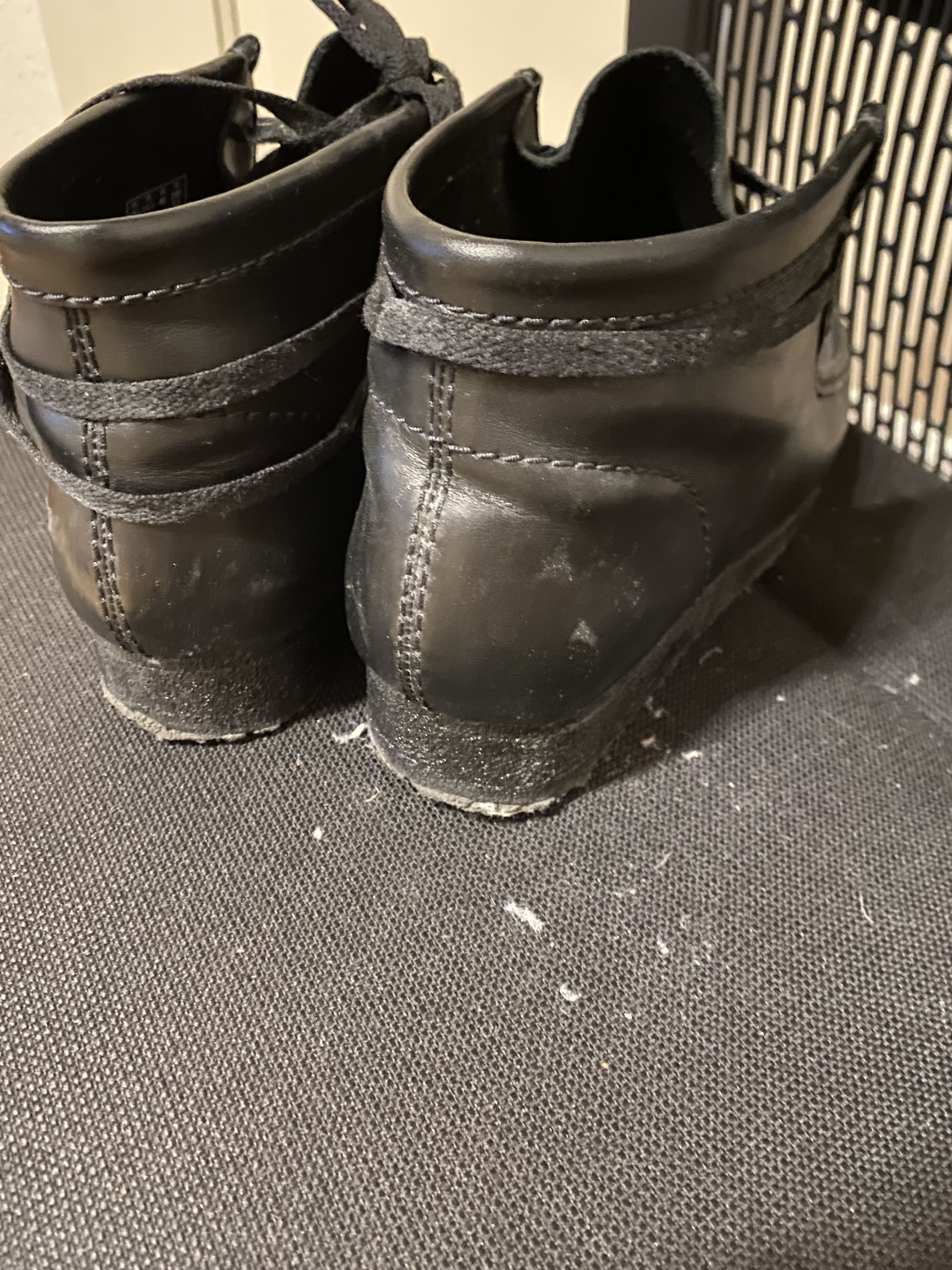 Clarks Clarks Originals Black Leather Size US 11.5 / EU 44-45 - 4 Thumbnail