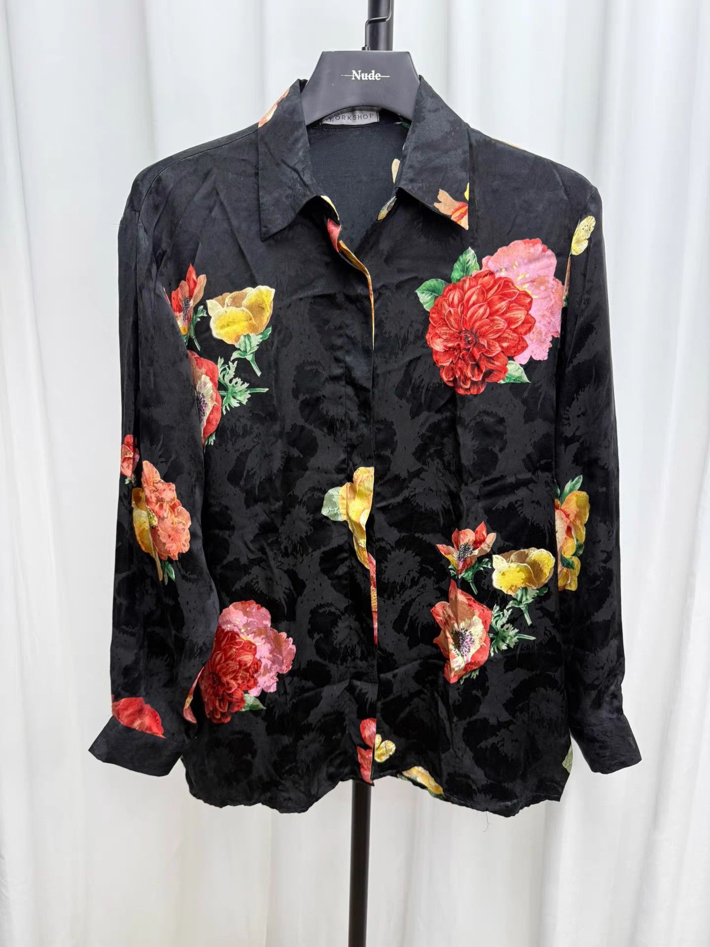 Yohji Yamamoto Yohji Yamamoto Workshop Dark Floral Satin Shirt K20 Size US M / EU 48-50 / 2 - 1 Thumbnail
