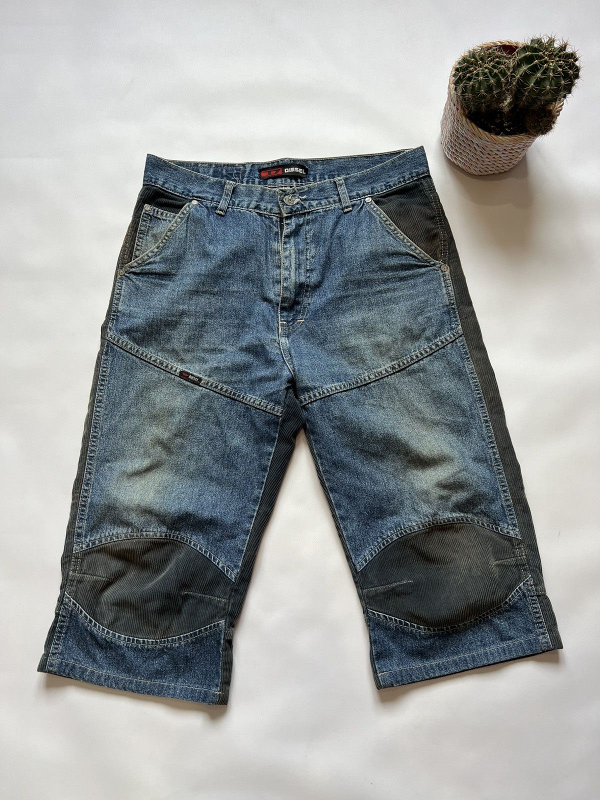 Diesel Vintage Diesel Breeches Corduroy Blue Brown Shorts Pants Size US 32 / EU 48 - 1 Thumbnail