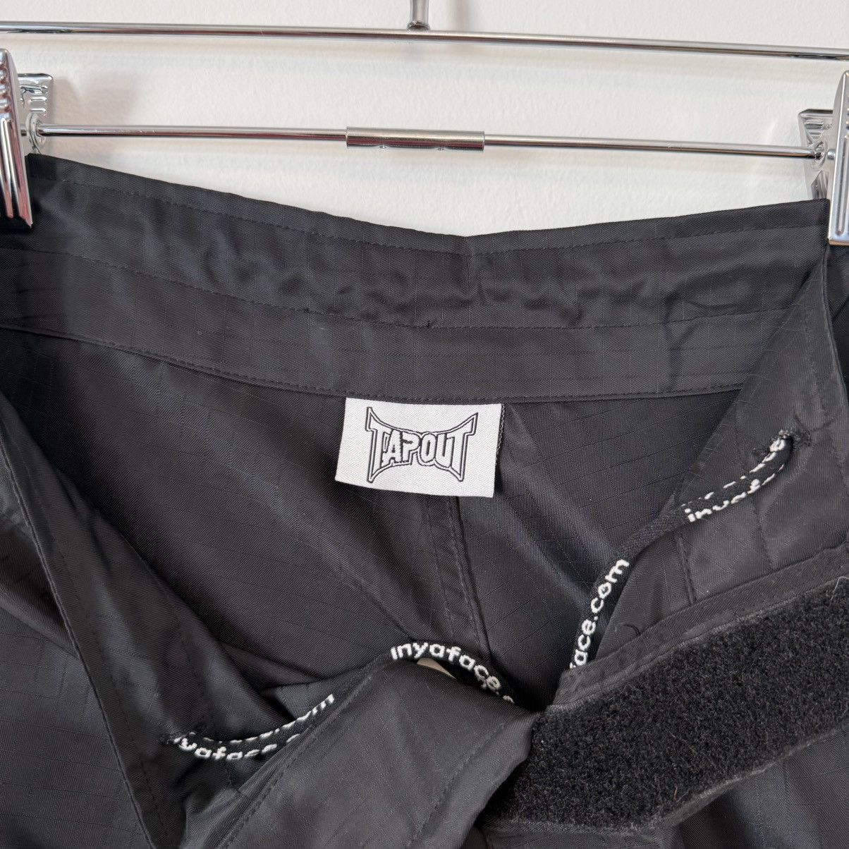 Tapout Vtg 2000s Tapout Logo MMA Fight Shorts Grunge Y2K ERD Size US 27 - 7 Thumbnail