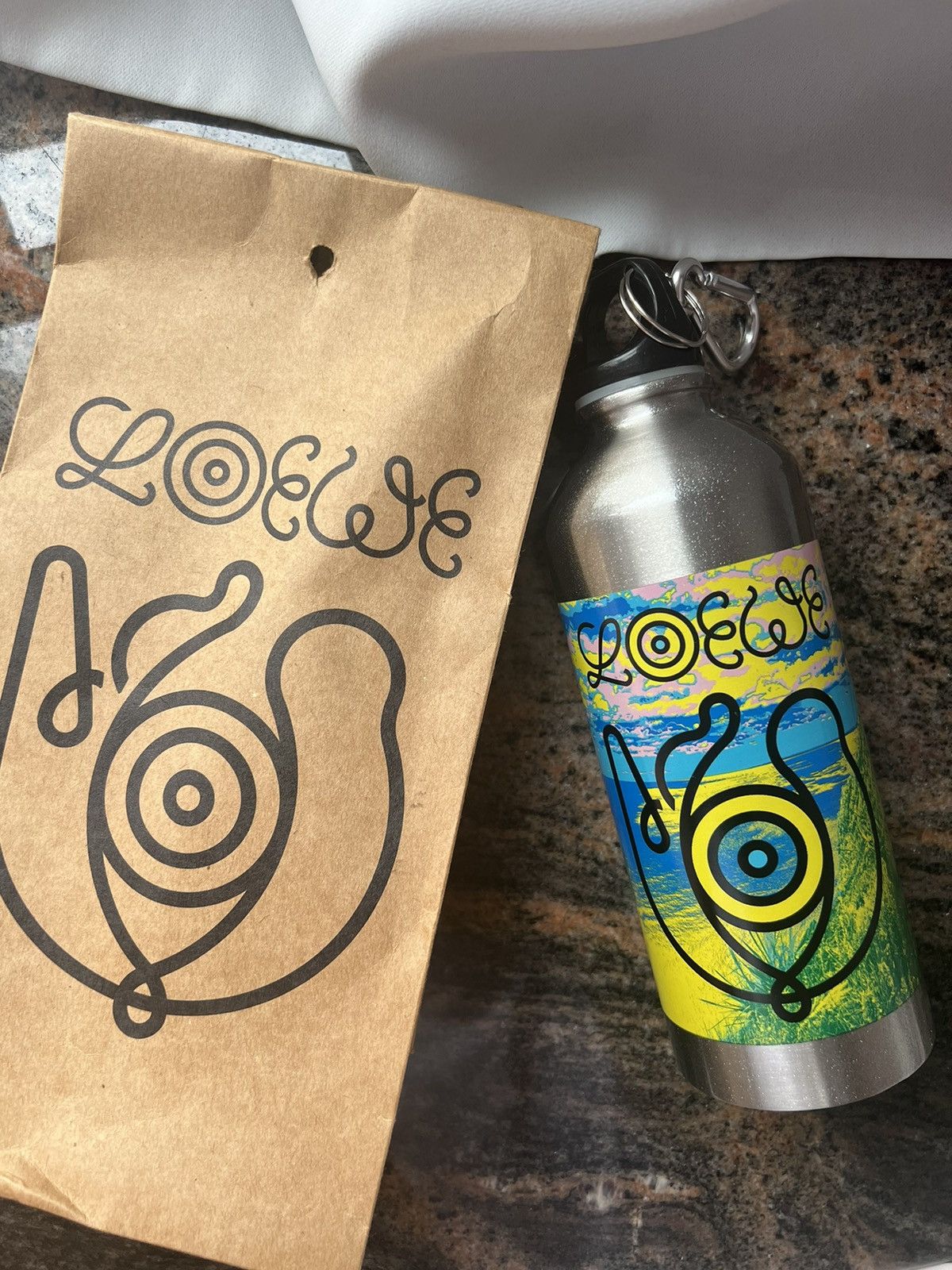 Loewe 👁️ Loewe Water Bottle VIP limited edition Size ONE SIZE - 3 Thumbnail