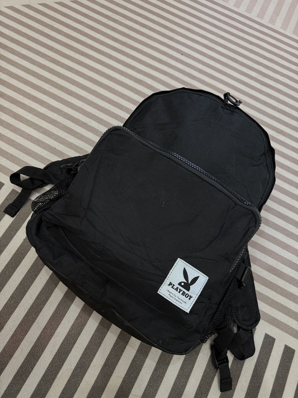 Playboy 🔥🔥🔥STEALS PLAYBOY BAGPACK Size ONE SIZE - 3 Thumbnail