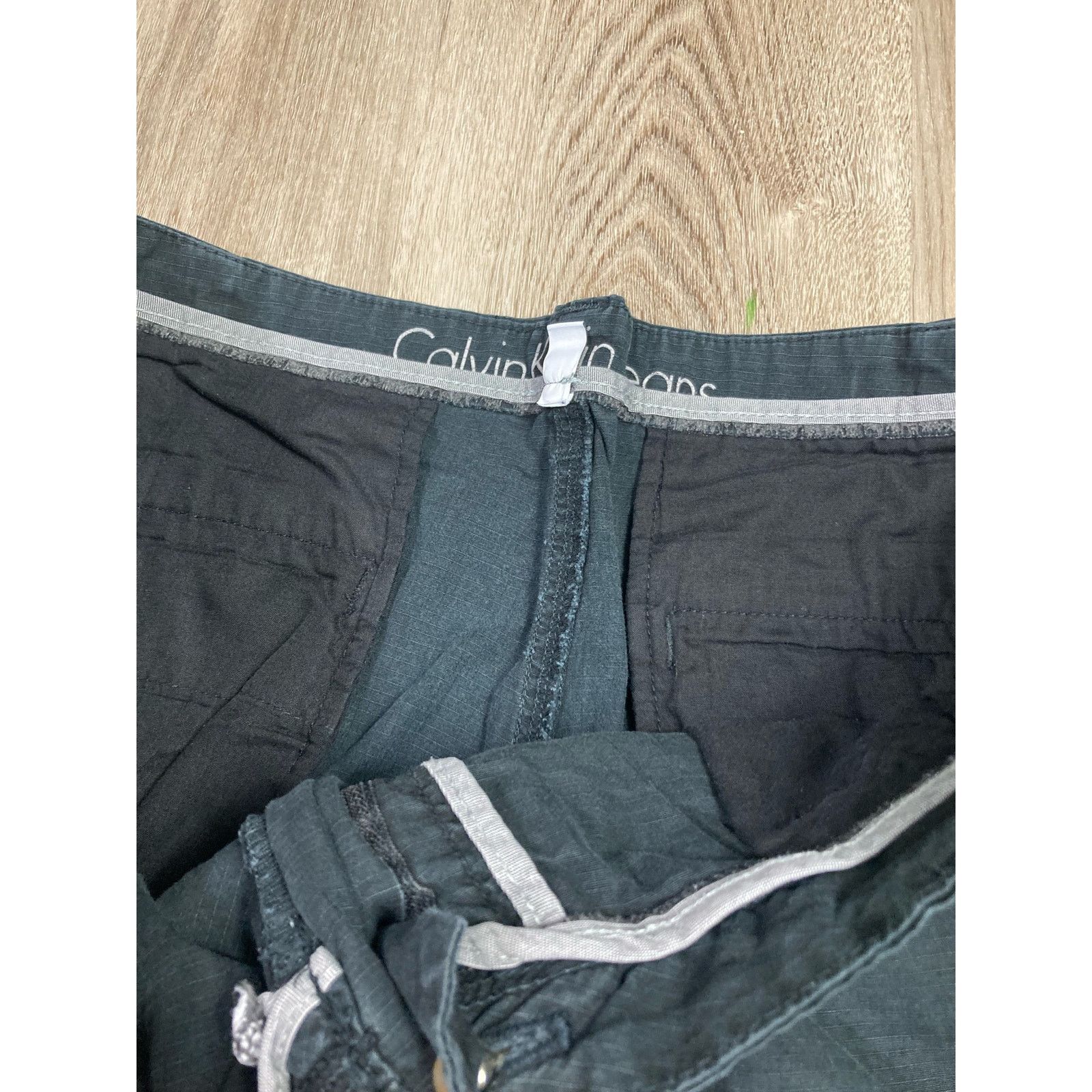 Calvin Klein Calvin Klein Men's Cargo Shorts 36 Gray Blue Casual Fashion Size US 36 / EU 52 - 10 Thumbnail