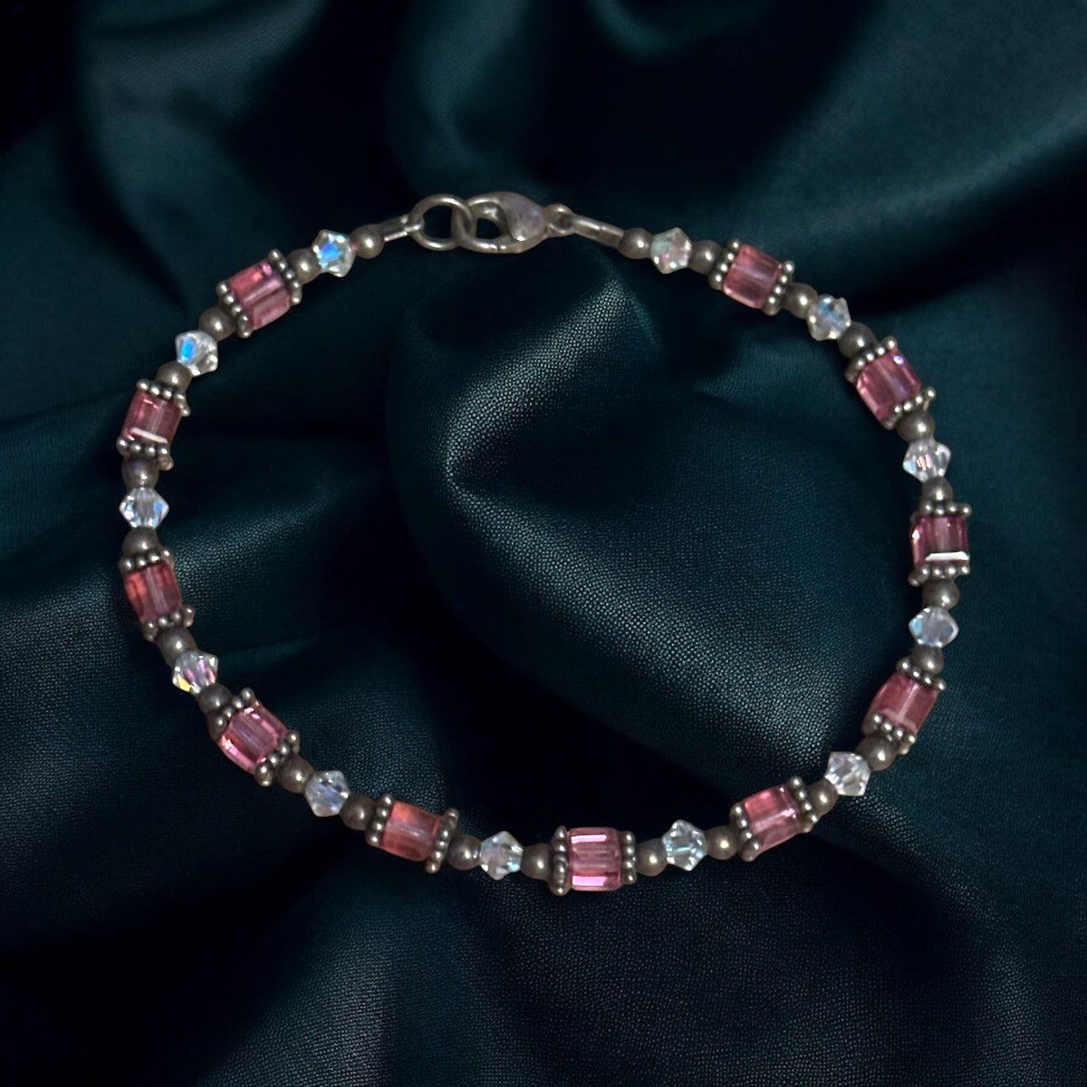 Other Silver tone pink and clear glass bead bracelet Size ONE SIZE - 1 Thumbnail