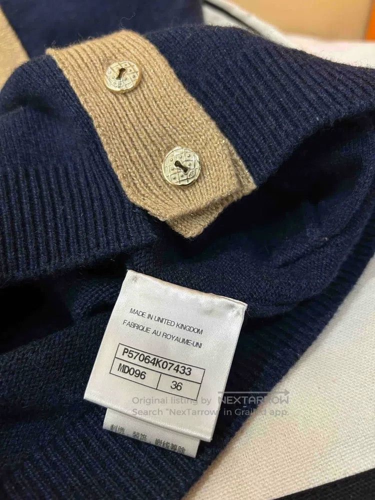 Chanel Chanel Blue and gold buckled v-neck cardigan coat Size XS / US 0-2 / IT 36-38 - 6 Thumbnail