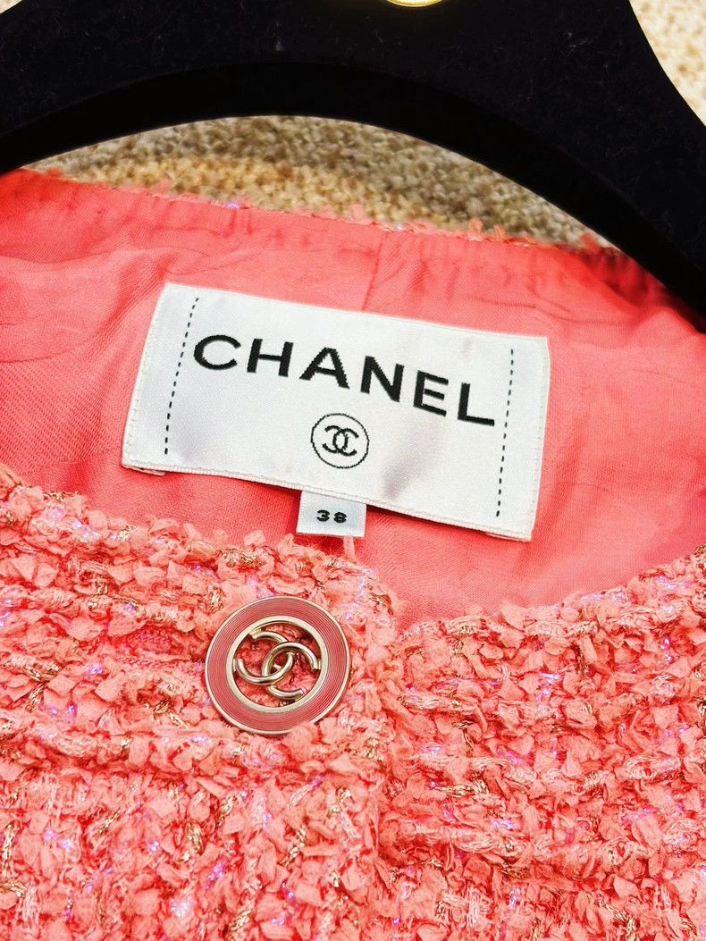 Chanel Chanel 20 spring and summer show pink tweed long-sleeved j Size XS / US 0-2 / IT 36-38 - 4 Thumbnail