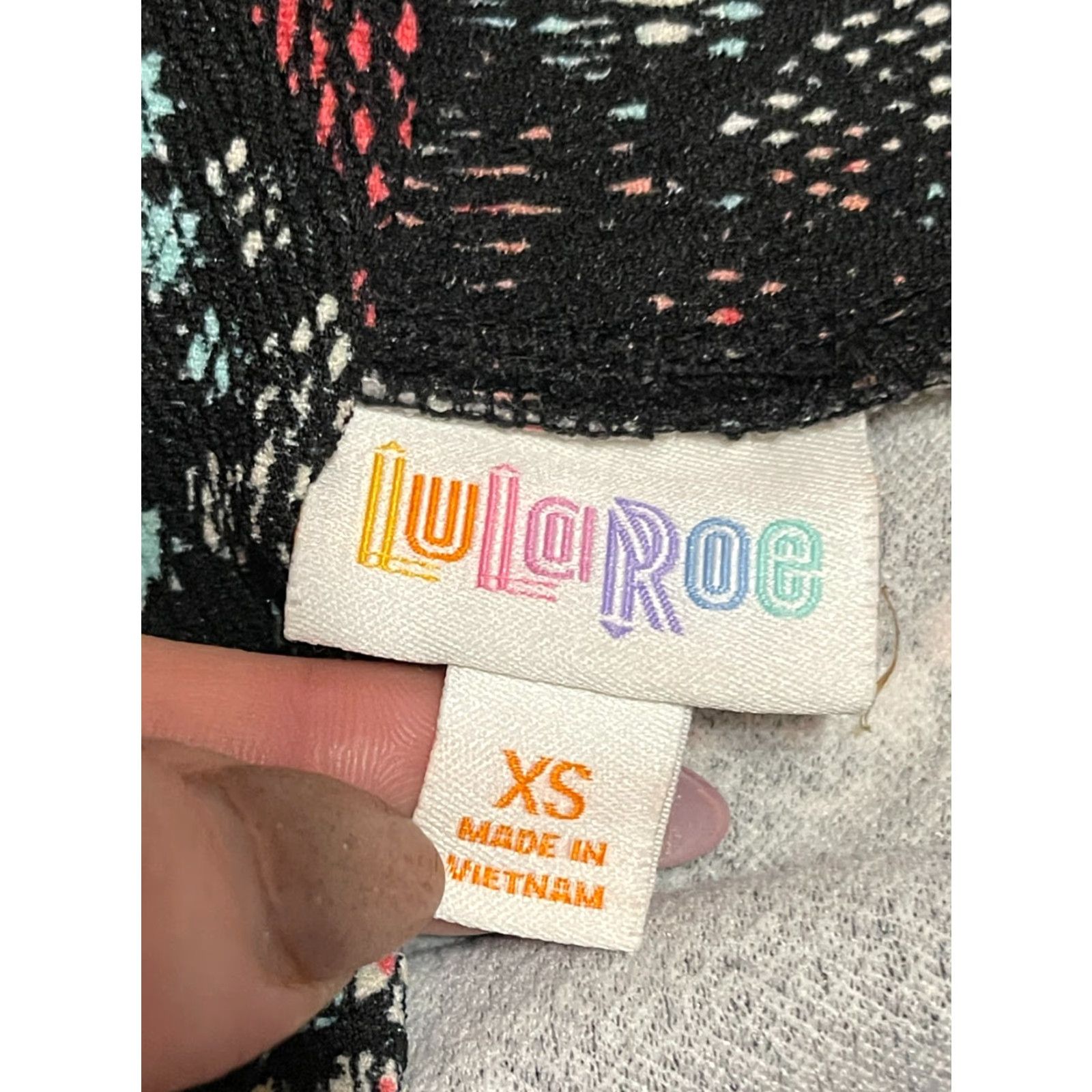 Vintage LuLaRoe Skirt Women XS Black Blue Red White Pull On Knee Length Straight Pencil Casual Size 26" / US 2 / IT 38 - 6 Thumbnail
