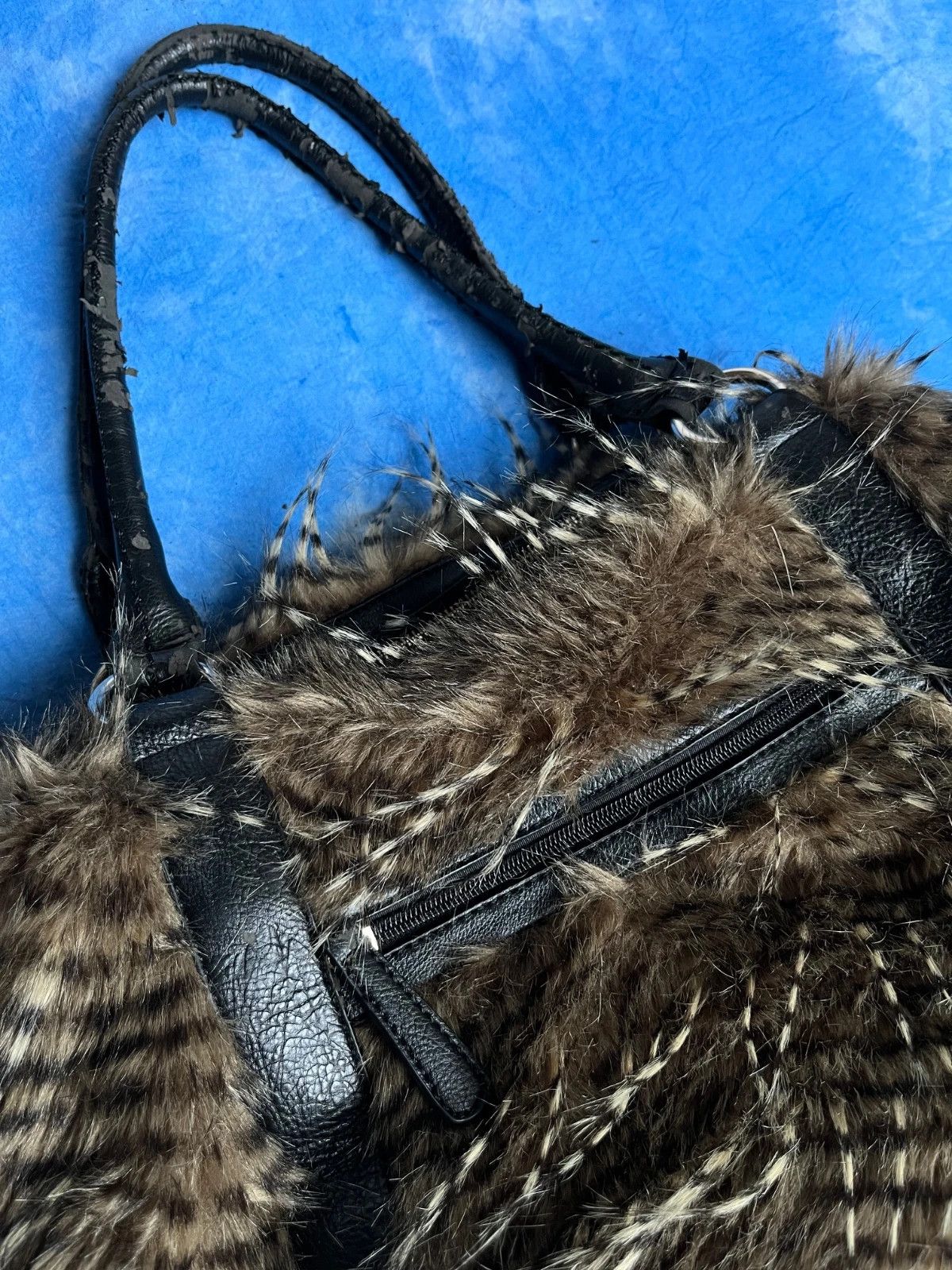 Vintage Vintage 00s Japan Style Faux Fur City Bag Avant Garde y2k Size ONE SIZE - 5 Thumbnail