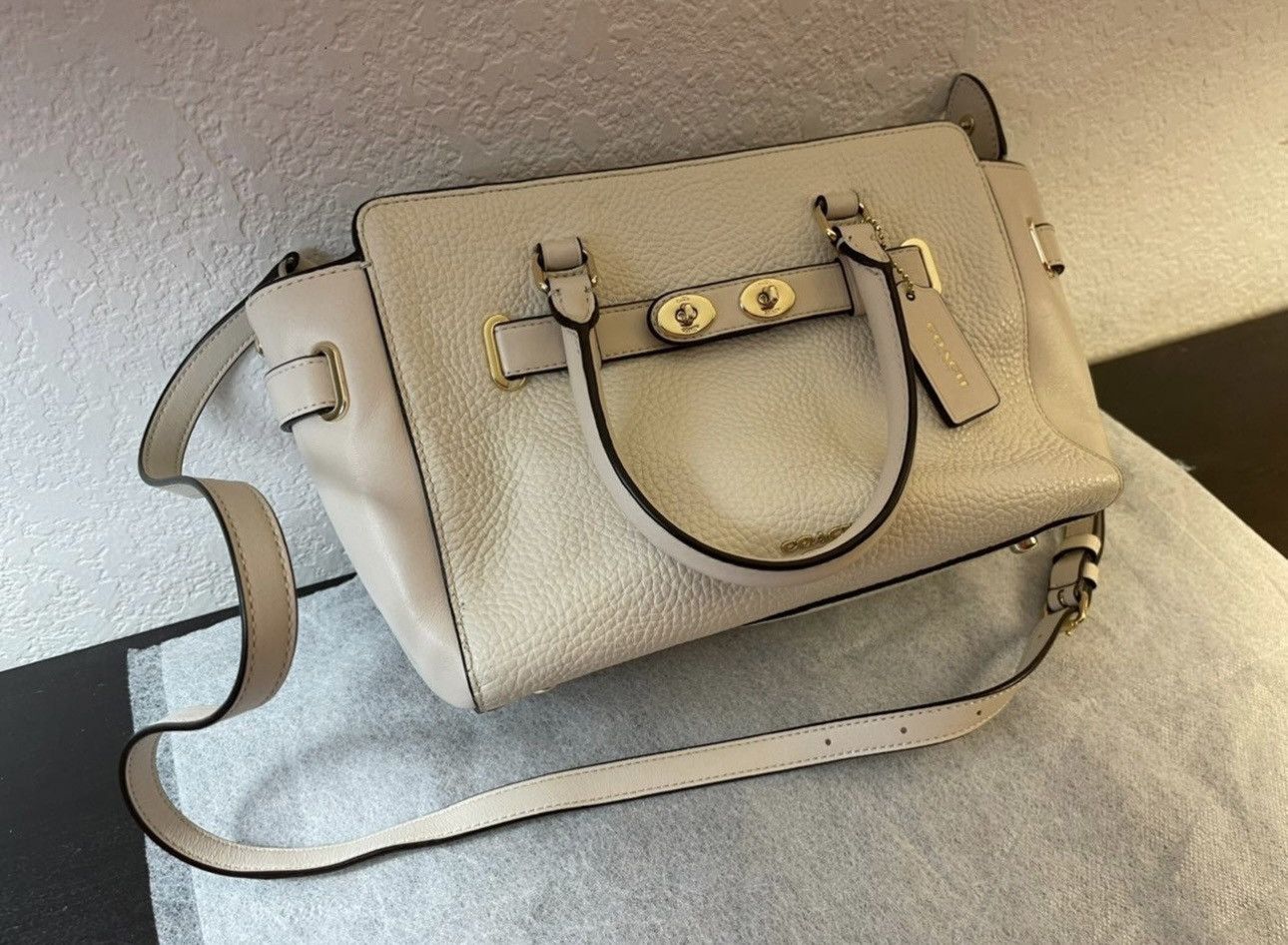 Coach Coach Swagger Carryall in Leather Satchel Crossbody Bag Size ONE SIZE - 6 Thumbnail