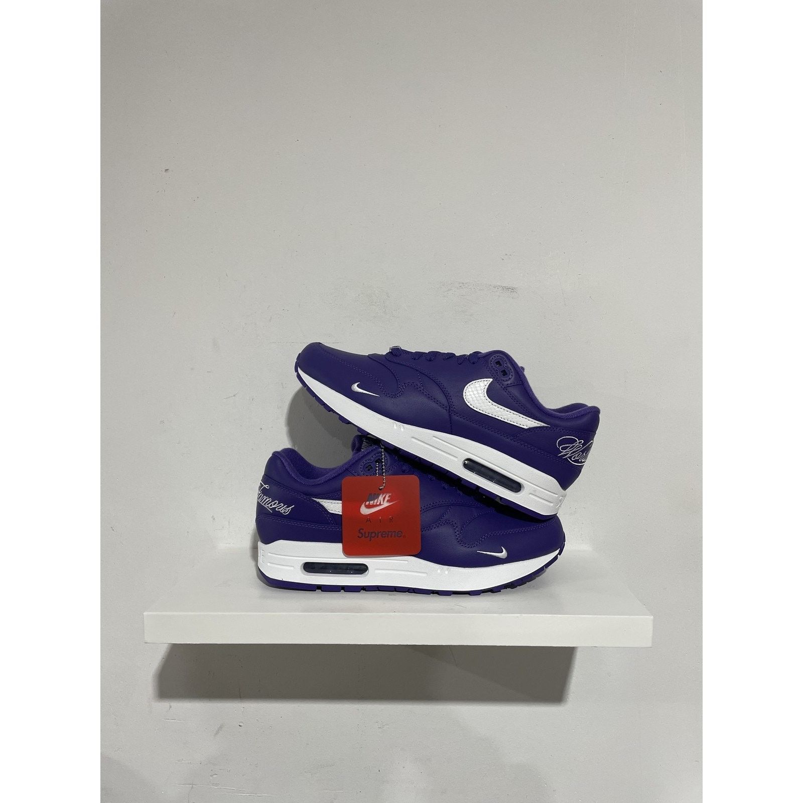 Nike NIKE AIR MAX 1 SUPREME VARSITY PURPLE SIZE 9 NEW OG BOX Size US 9 / EU 42 - 1 Thumbnail