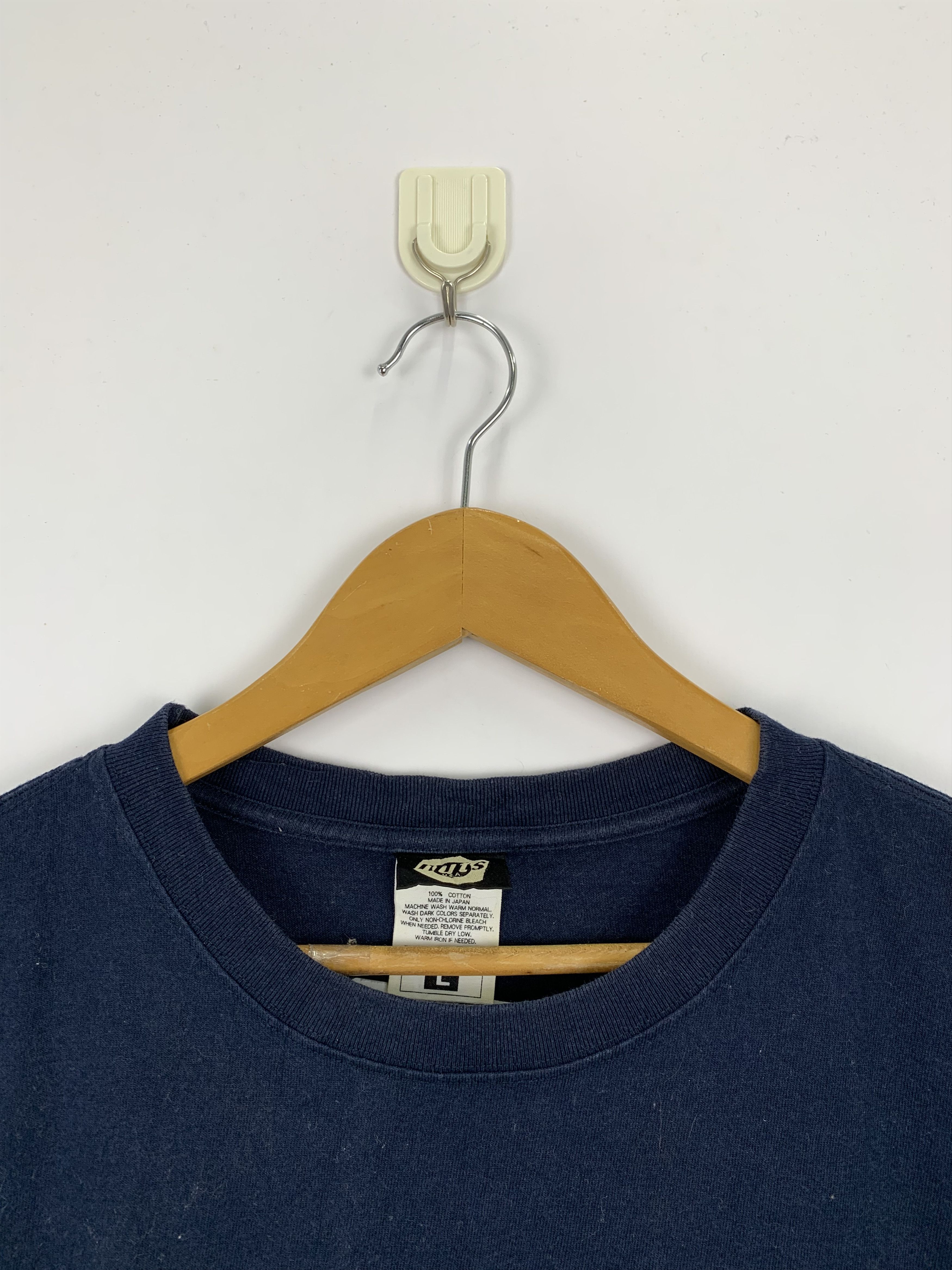 Vintage Vintage Nuts Easy Japanese Brand T Shirt TA0260 Size US L / EU 52-54 / 3 - 9 Thumbnail