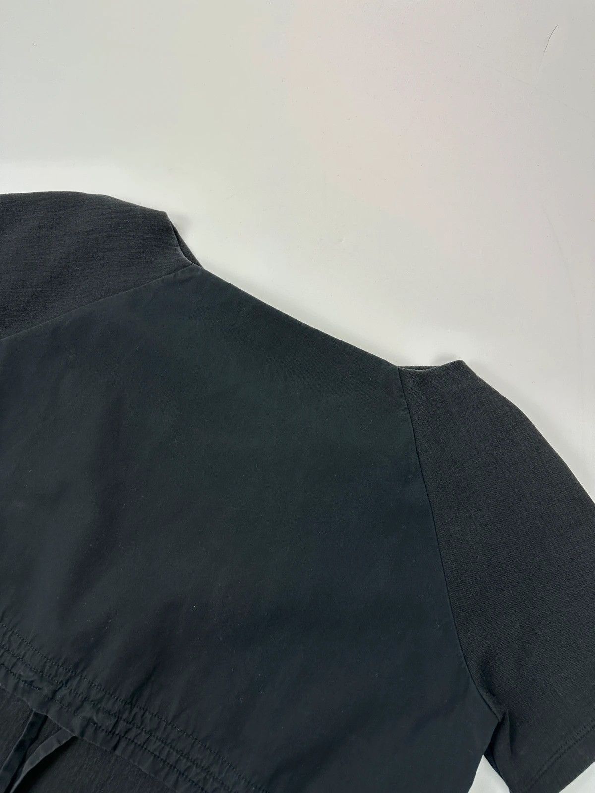 Prada Prada Milano SS2015 Black Cottons & Nylon Crop Top Tee Size M / US 6-8 / IT 42-44 - 3 Thumbnail