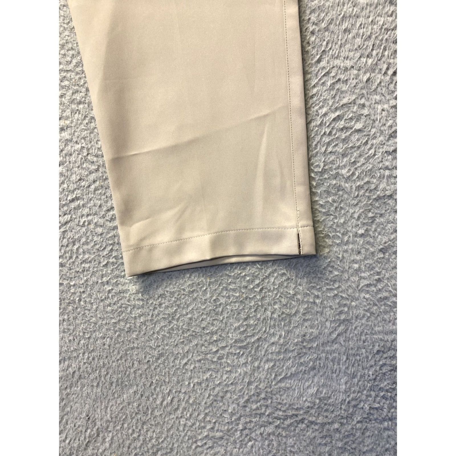 Peter Millar VINTAGE Peter Millar Crown Golf Pants Men’s 33x32 Beige Chino Straight /0757 Size US 33 - 5 Thumbnail