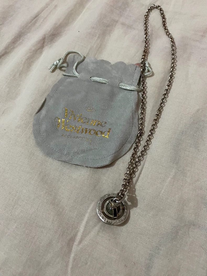 Vivienne Westwood Vivienne Westwood Carved Flower Orb Necklace Size ONE SIZE - 1 Thumbnail