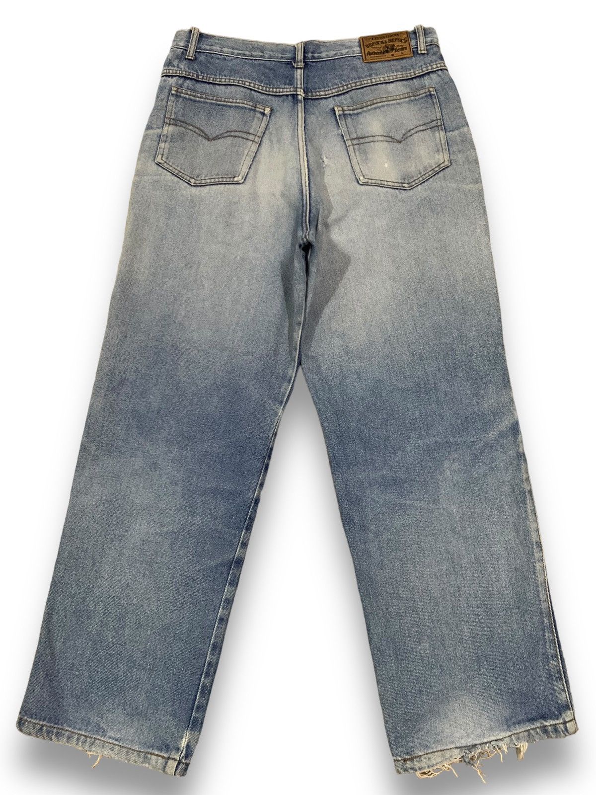 Japanese Brand Vintage Japanese Brand Blue Washed Baggy Distressed Jeans Size US 32 / EU 48 - 2 Thumbnail