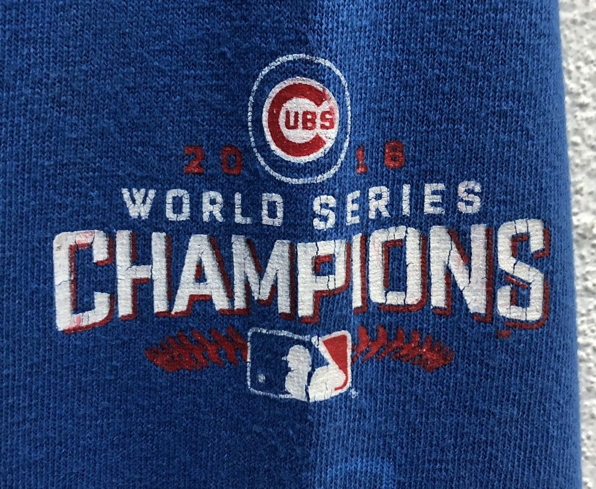 Vintage Vintage Cubs 2016 World Series Champions Long Sleeve T-Shirt Size US L / EU 52-54 / 3 - 7 Thumbnail