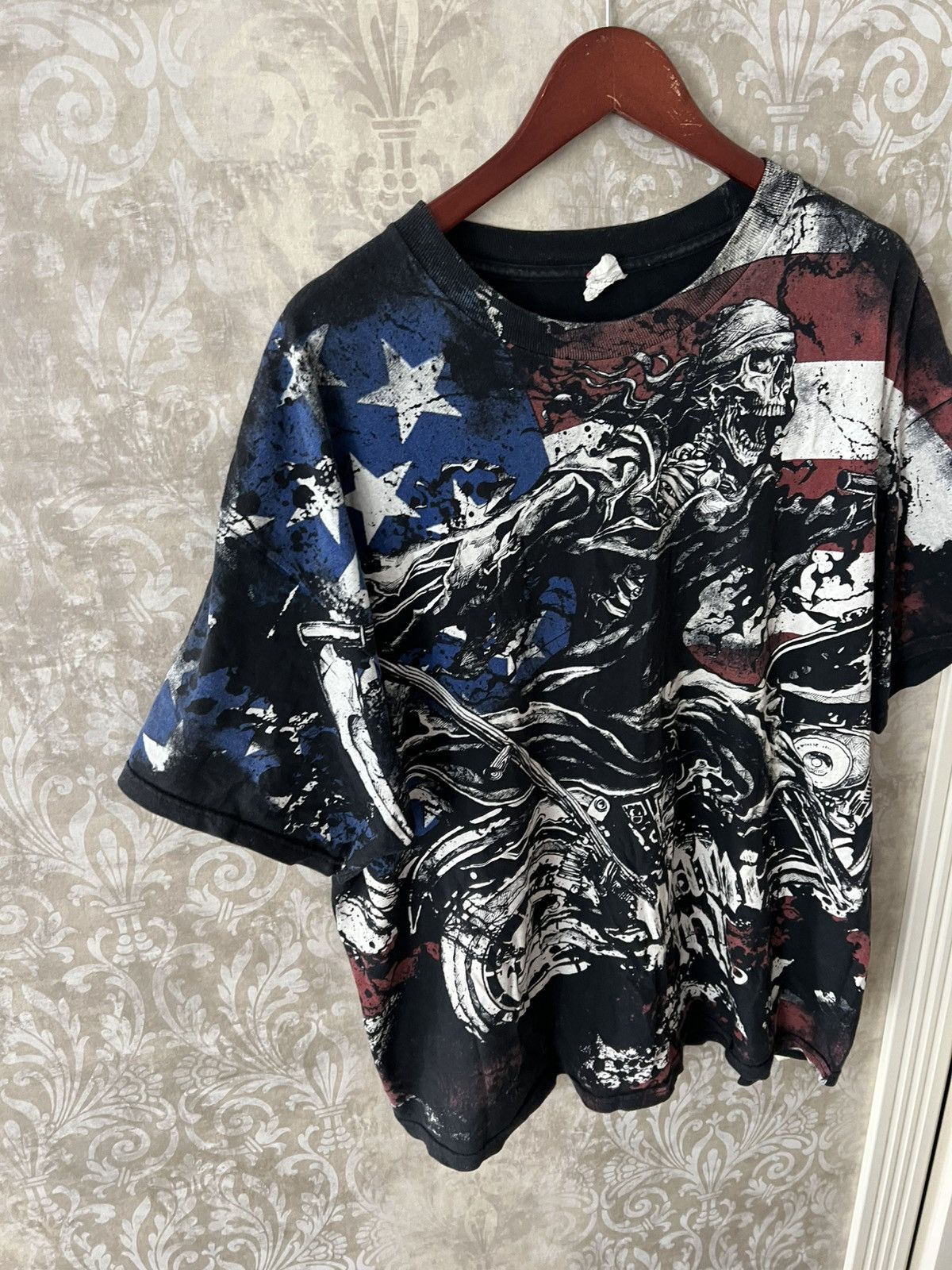 Vintage Vintage 90s AOP Biker Tee Skull Motorcycle USA Flag Alstyle Size US XXL / EU 58 / 5 - 5 Thumbnail