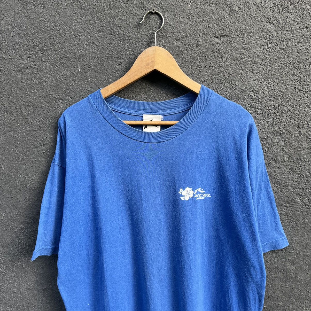 Rusty Thrashed Faded Vintage 90s Rusty Surfing Brand Tee Size US L / EU 52-54 / 3 - 4 Thumbnail