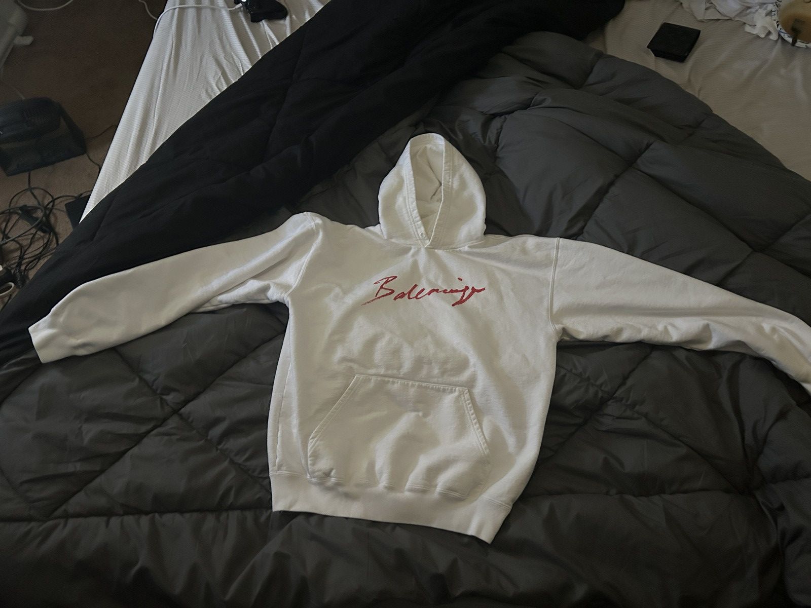 Balenciaga Balenciaga Logo Hoodie Size US S / EU 44-46 / 1 - 3 Thumbnail