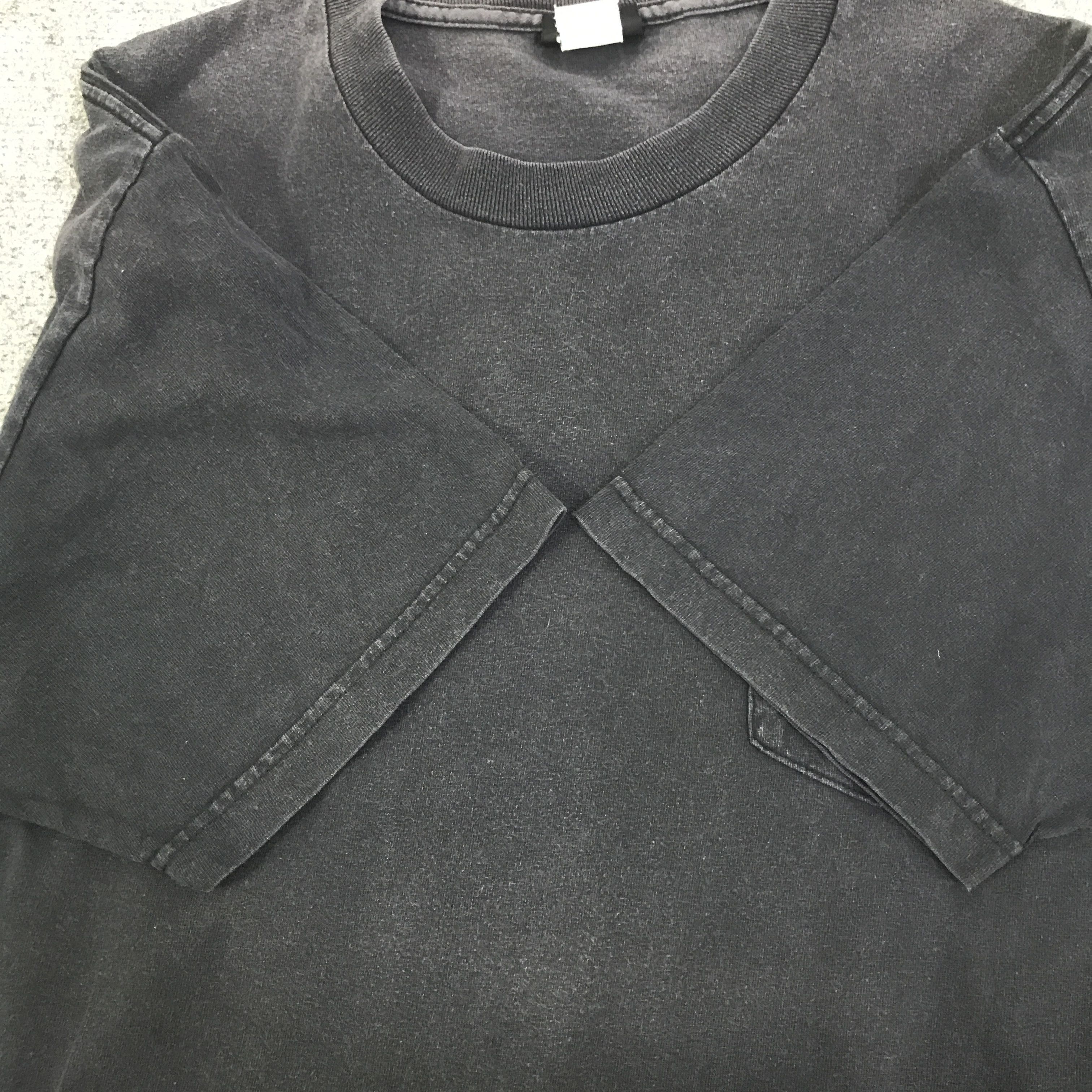Japanese Brand Independent truck compant Black Fared t-shirt K93B26 Size US L / EU 52-54 / 3 - 6 Thumbnail